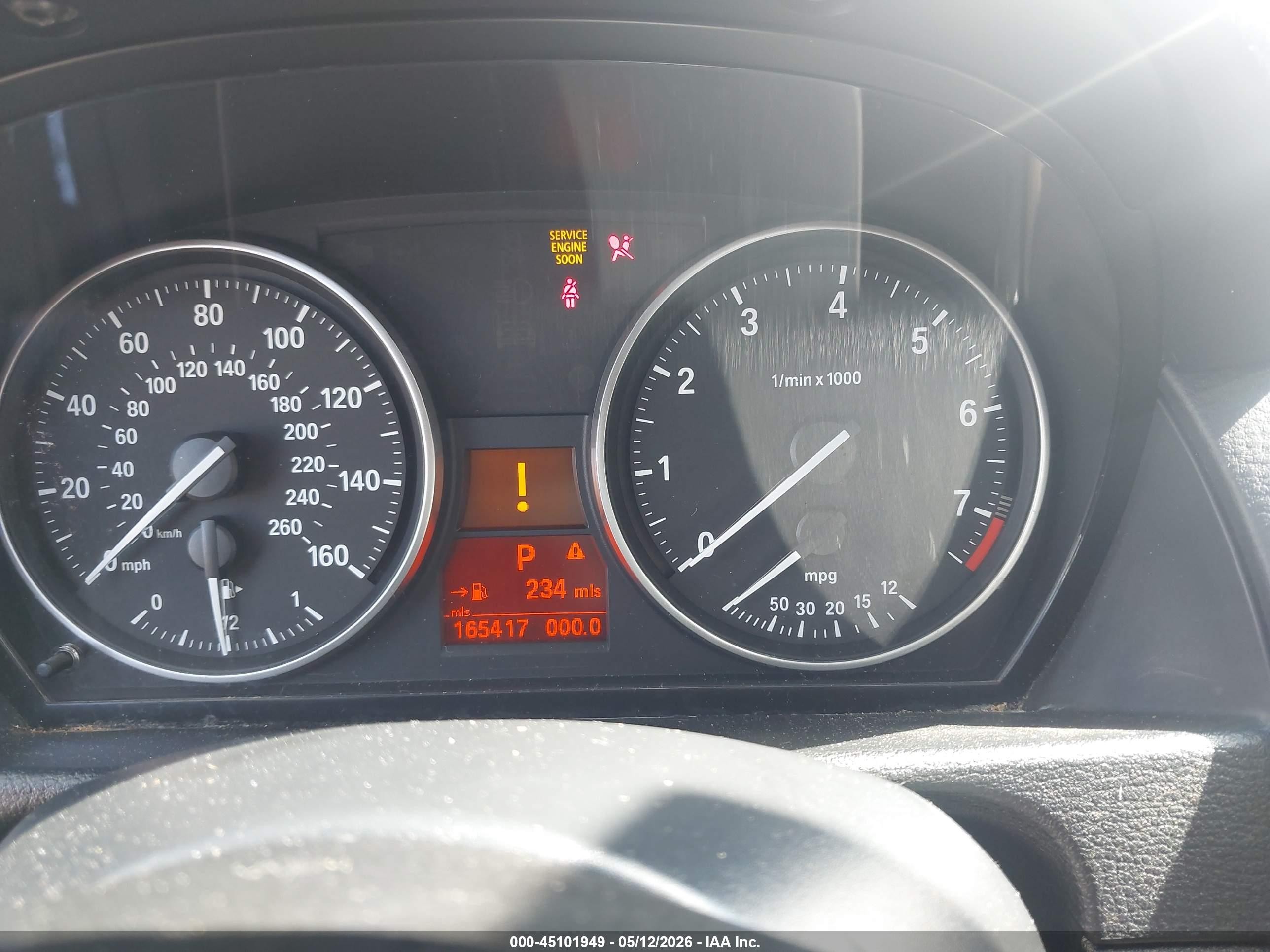 2013 Bmw X1 Sdrive28i Silver vin: WBAVM1C59DVW45128