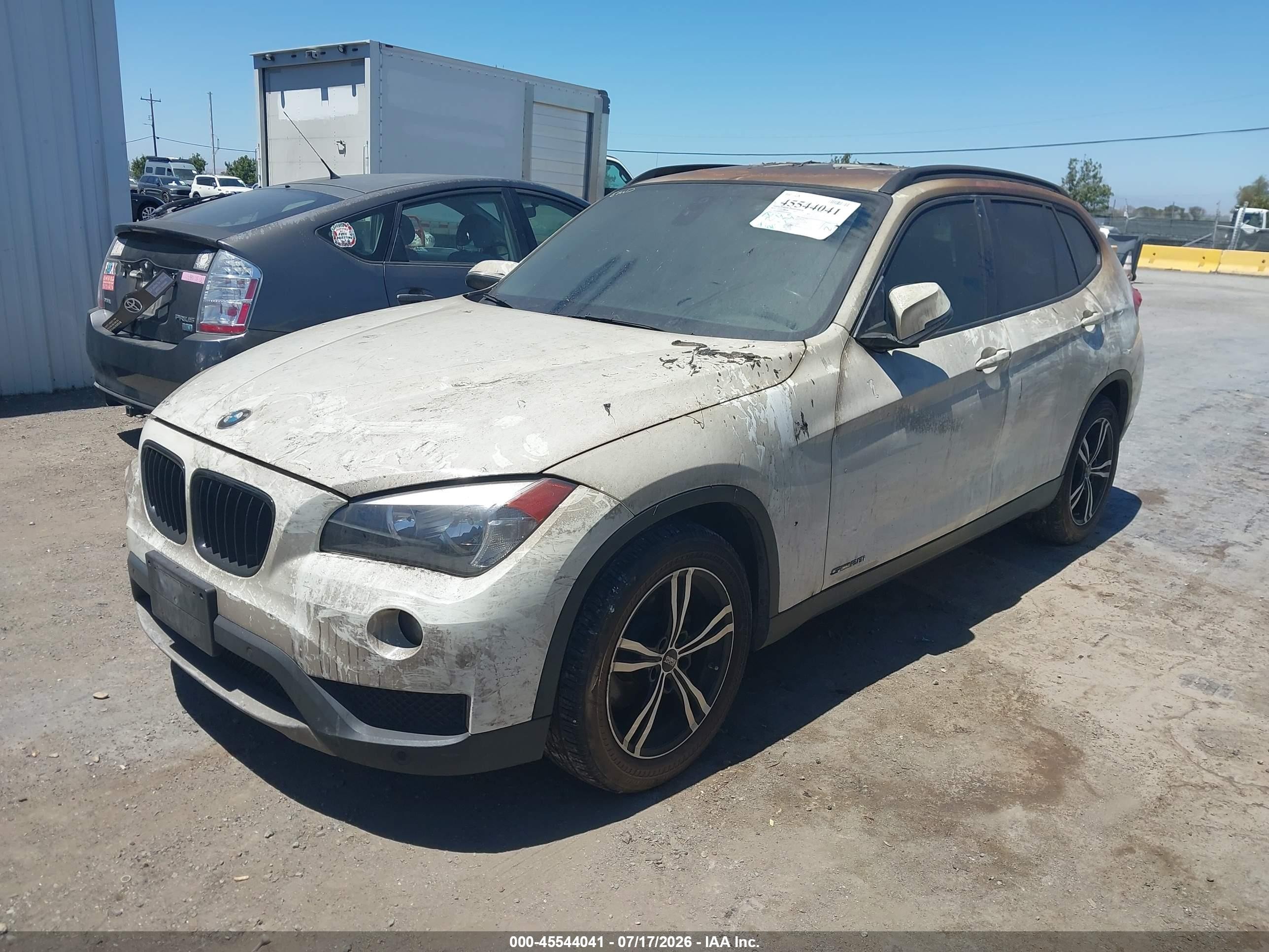 2013 Bmw X1 Sdrive28i White vin: WBAVM1C59DVW45694