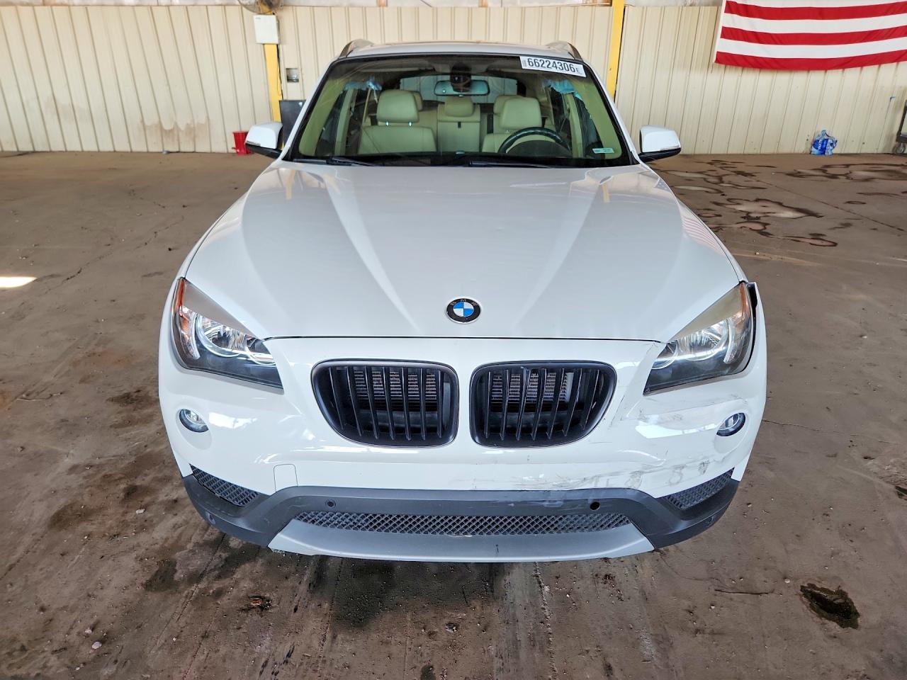 2013 Bmw X1 Sdrive28i White vin: WBAVM1C59DVW45761