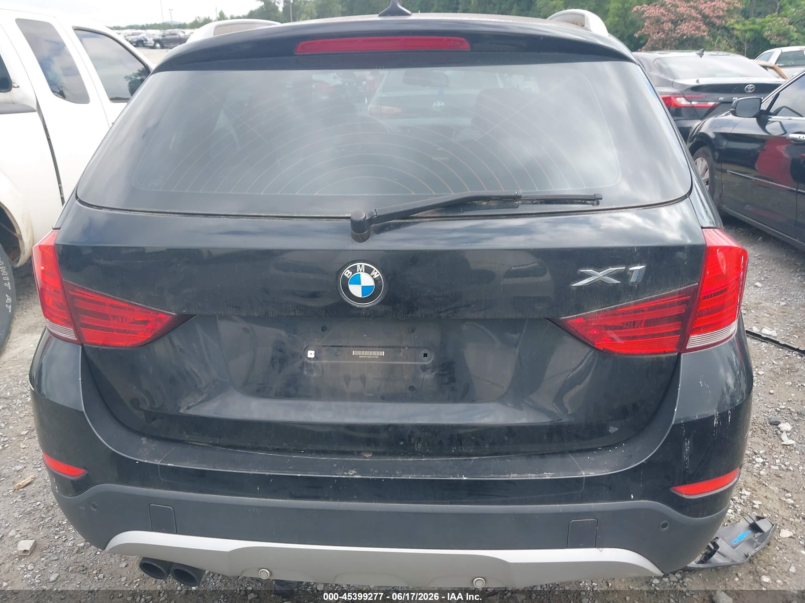 2015 Bmw X1 Sdrive28i Black vin: WBAVM1C59FV317209