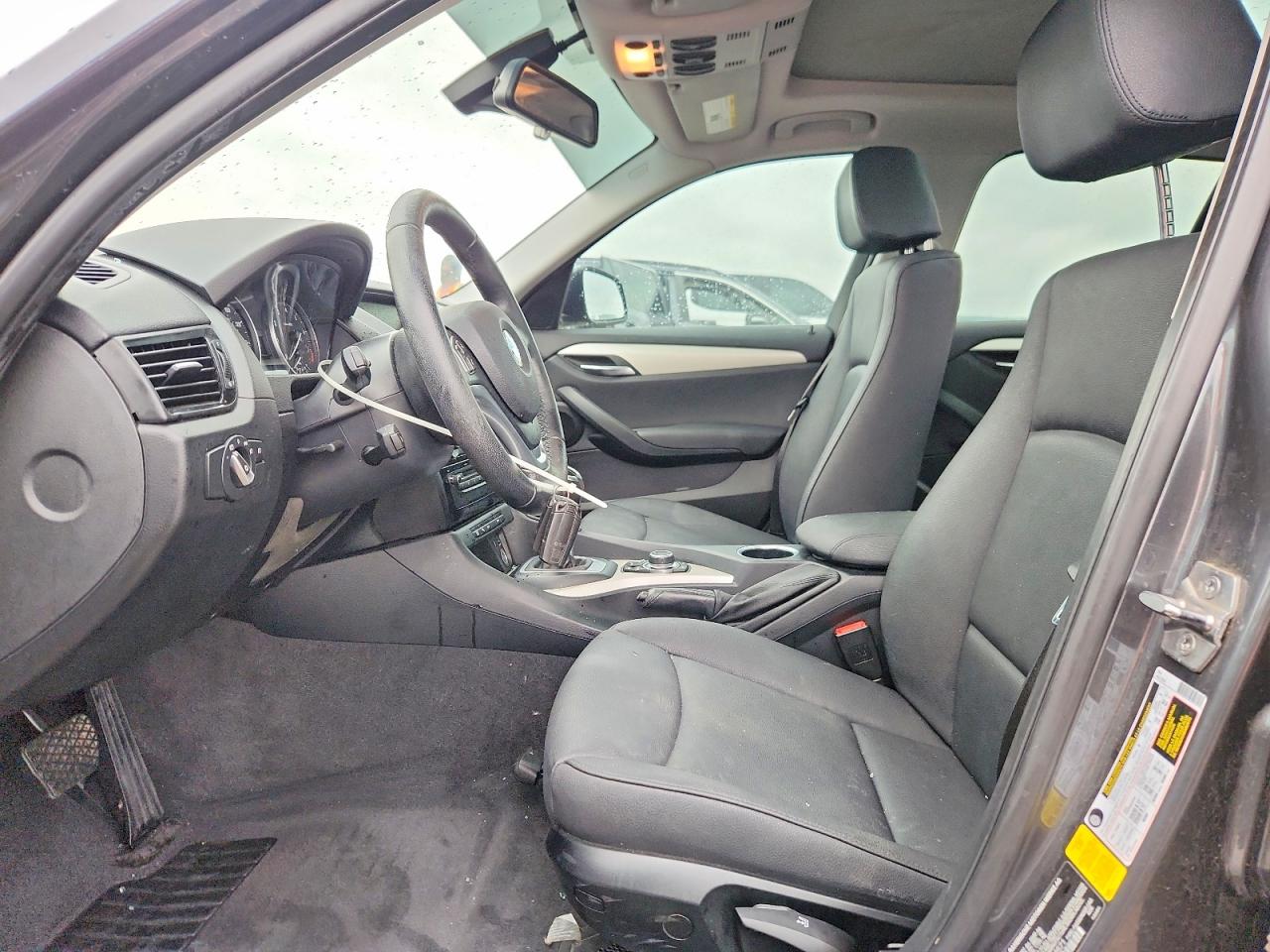 2015 Bmw X1 Sdrive28i Gray vin: WBAVM1C59FV318571
