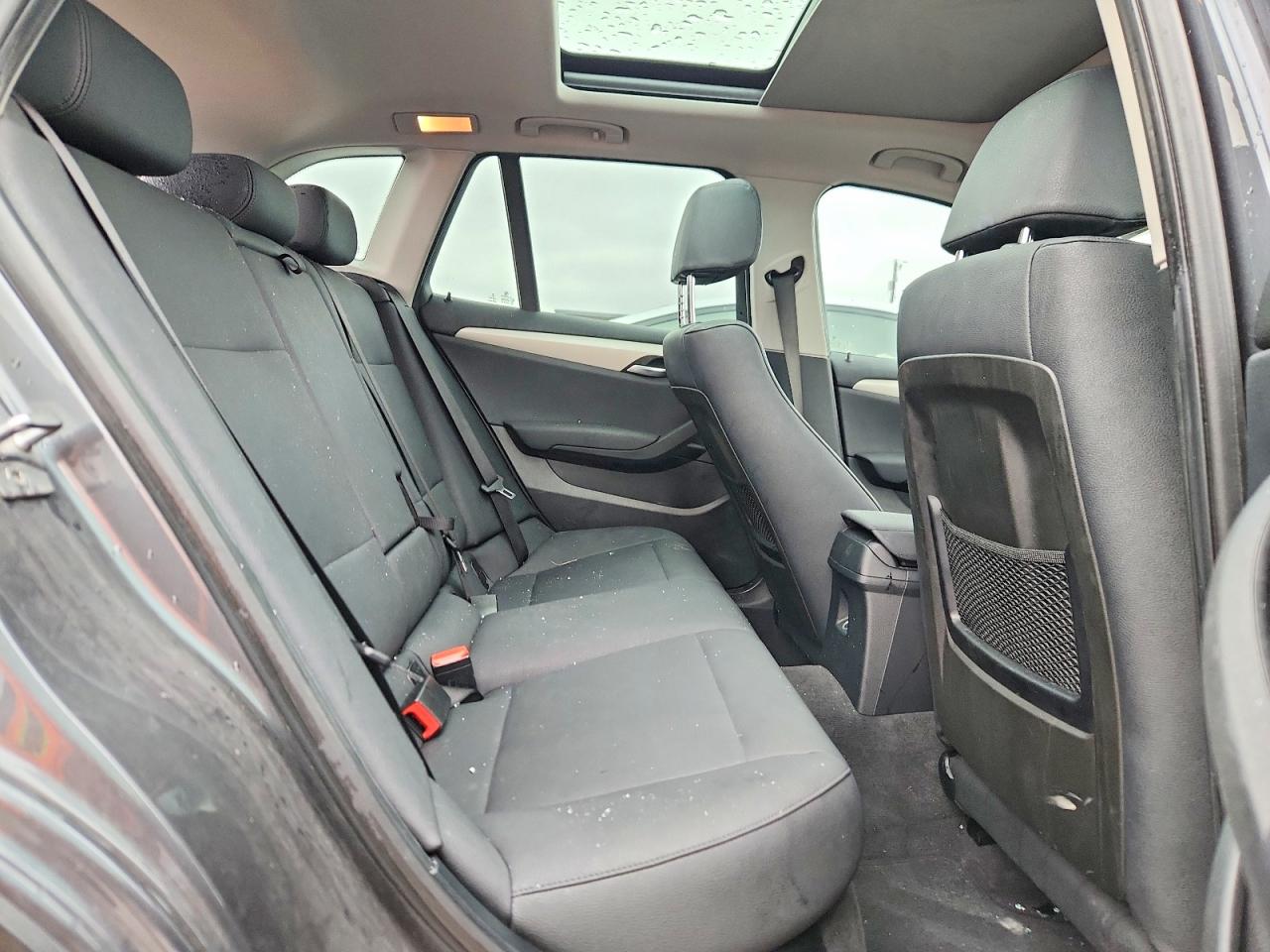 2015 Bmw X1 Sdrive28i Gray vin: WBAVM1C59FV318571