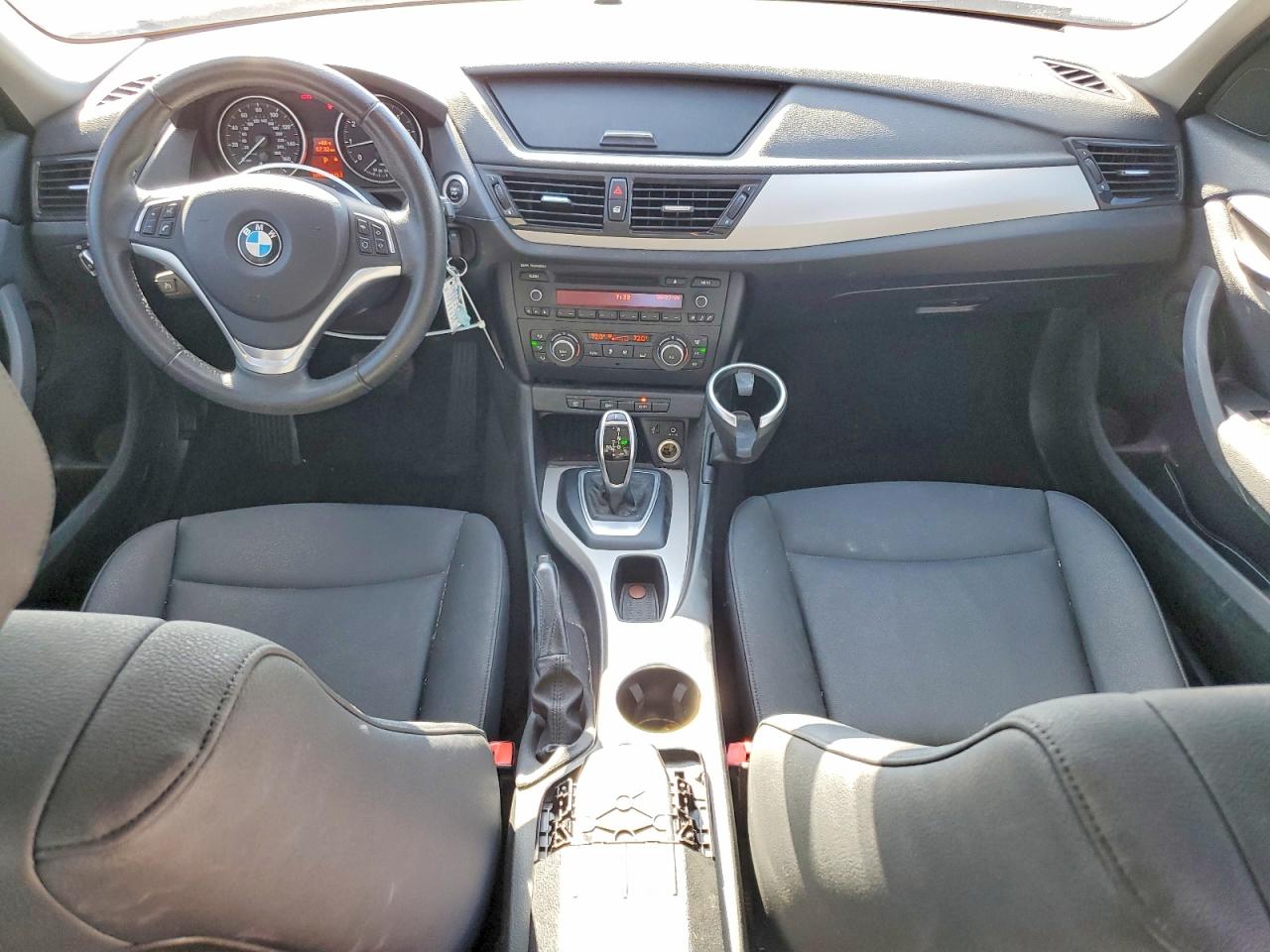 2015 Bmw X1 Sdrive28i Black vin: WBAVM1C59FVZ94163