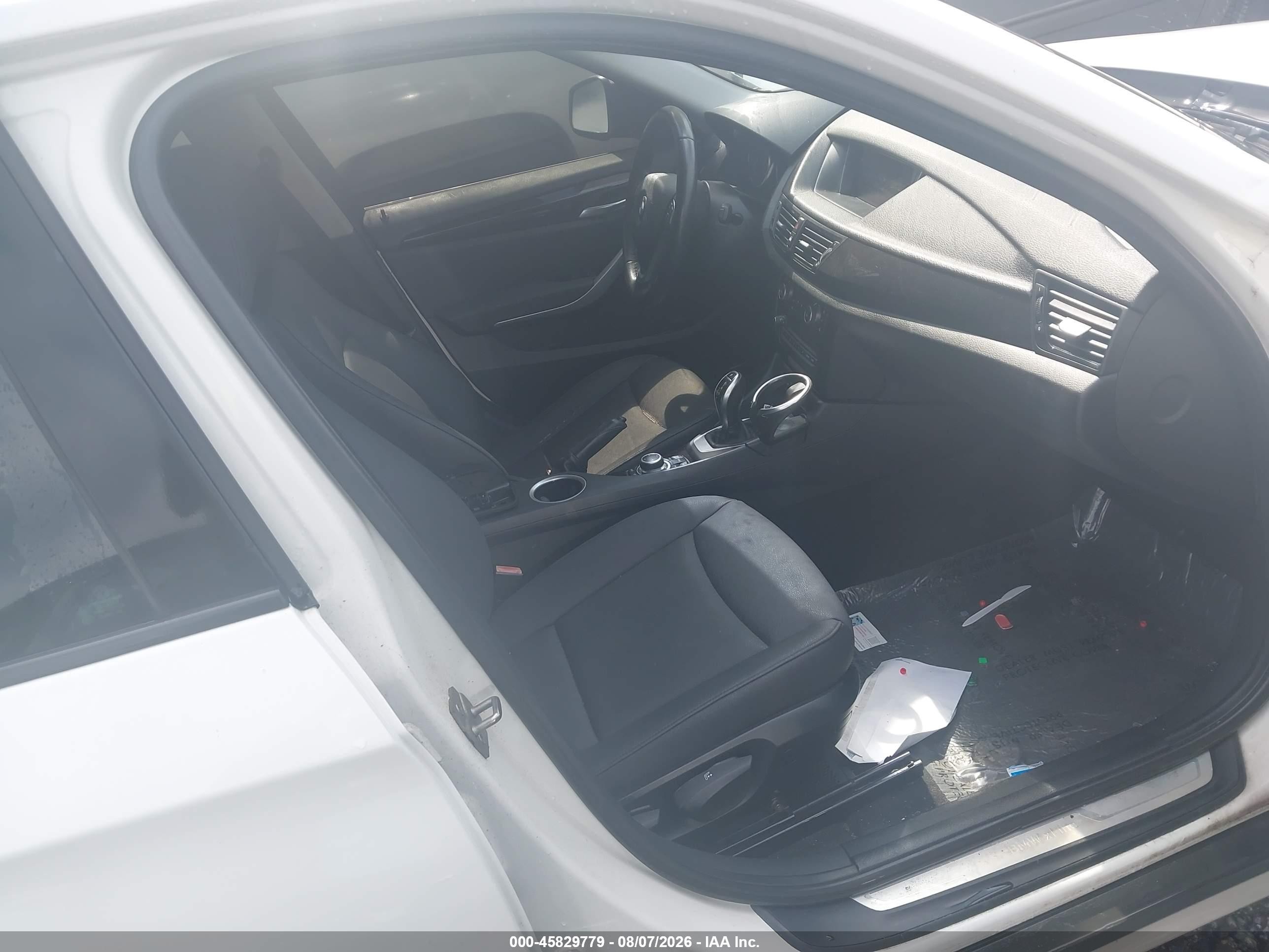 2014 Bmw X1 Sdrive28i White vin: WBAVM1C5XEVW47682