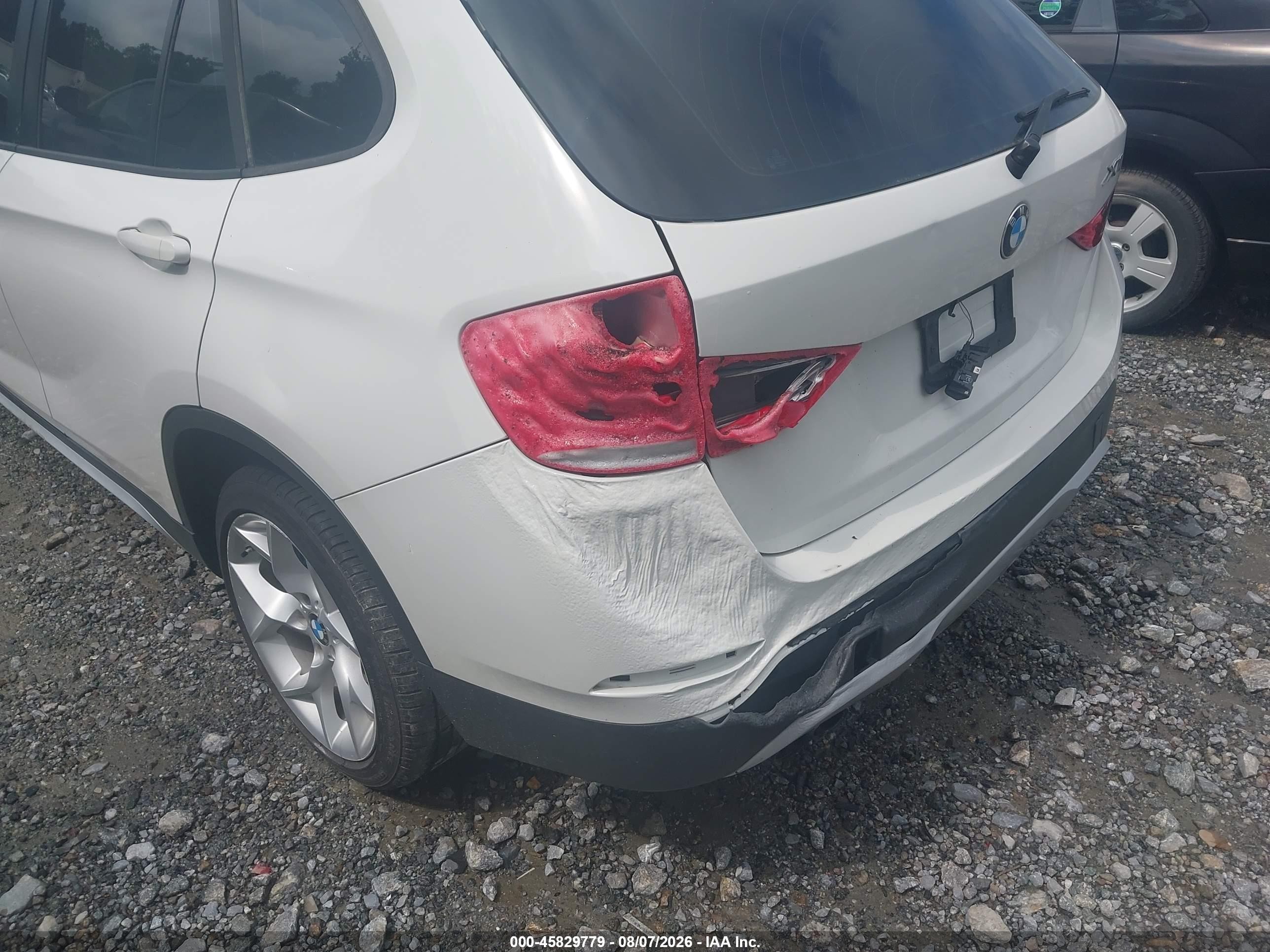 2014 Bmw X1 Sdrive28i White vin: WBAVM1C5XEVW47682