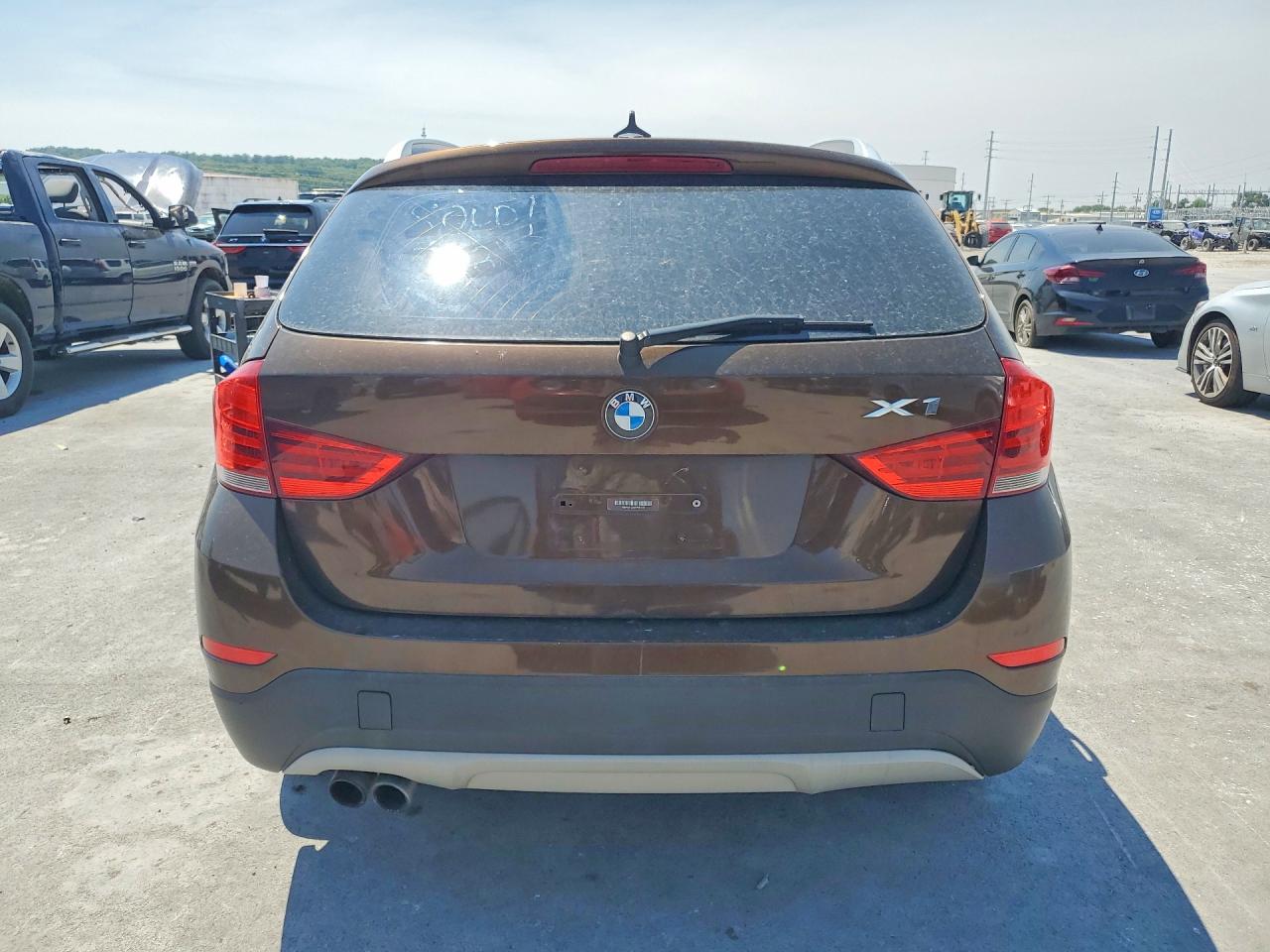 2014 Bmw X1 Sdrive28i Brown vin: WBAVM1C5XEVW51473