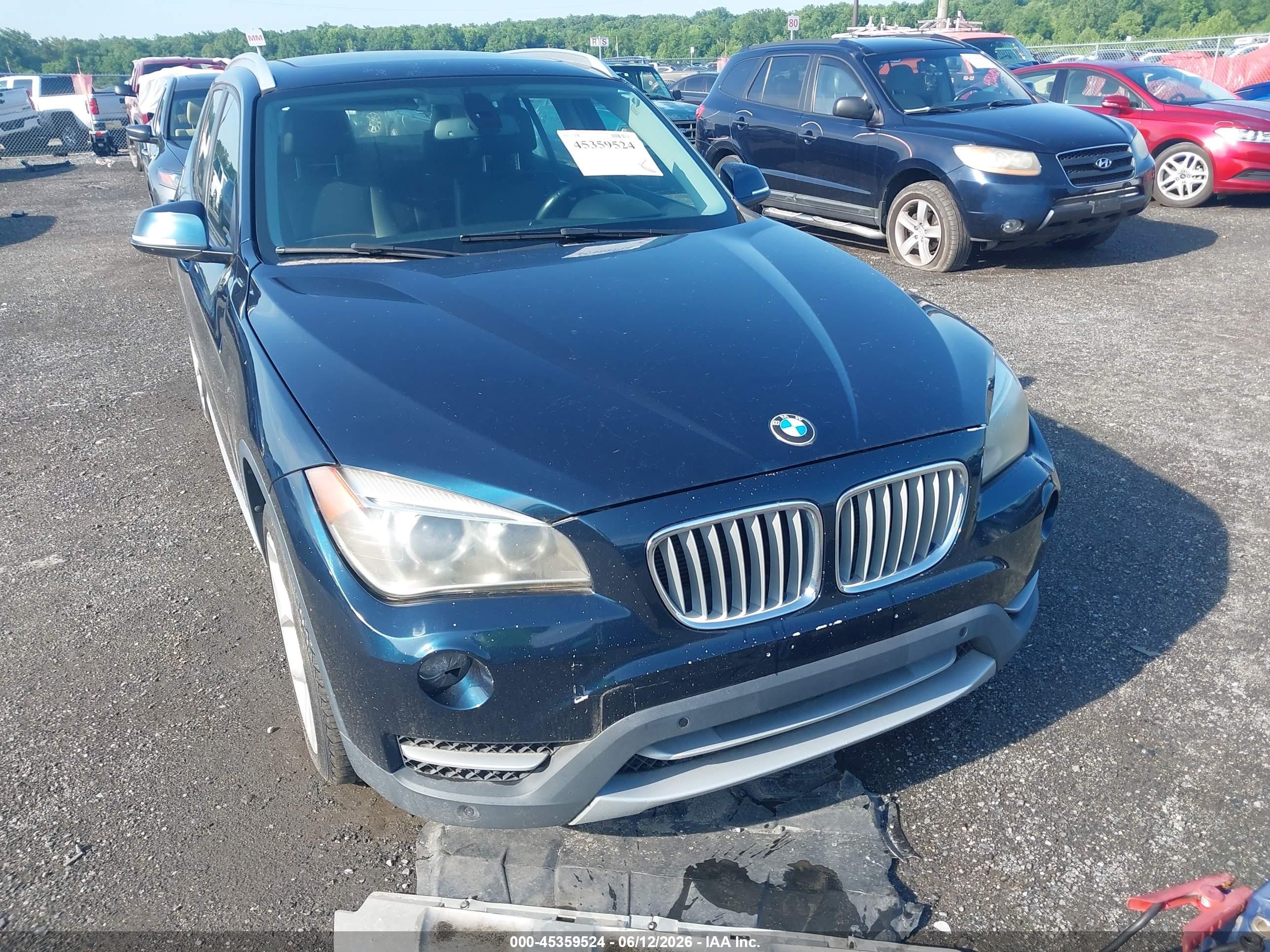 2014 Bmw X1 Sdrive28i Blue vin: WBAVM1C5XEVW53966