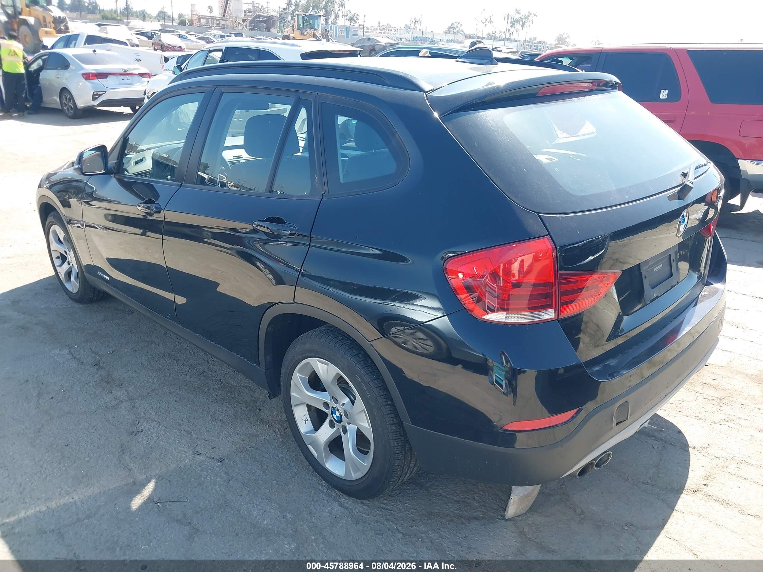 2015 Bmw X1 Sdrive28i Black vin: WBAVM1C5XFV498241