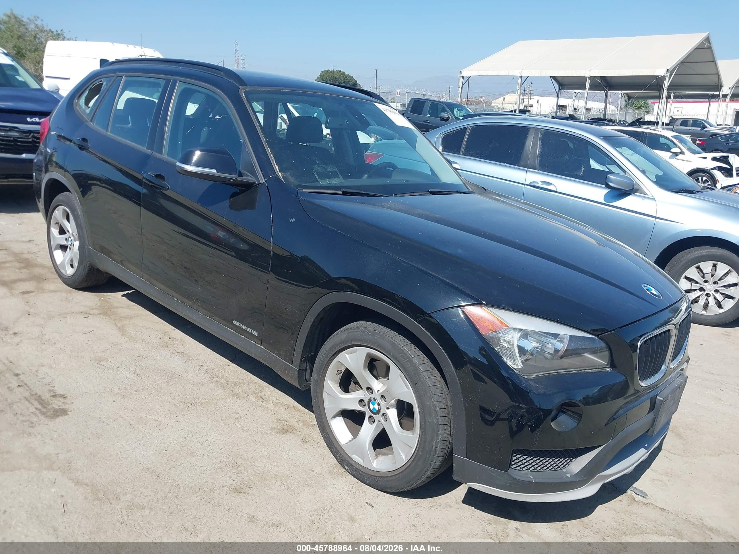 2015 Bmw X1 Sdrive28i Black vin: WBAVM1C5XFV498241