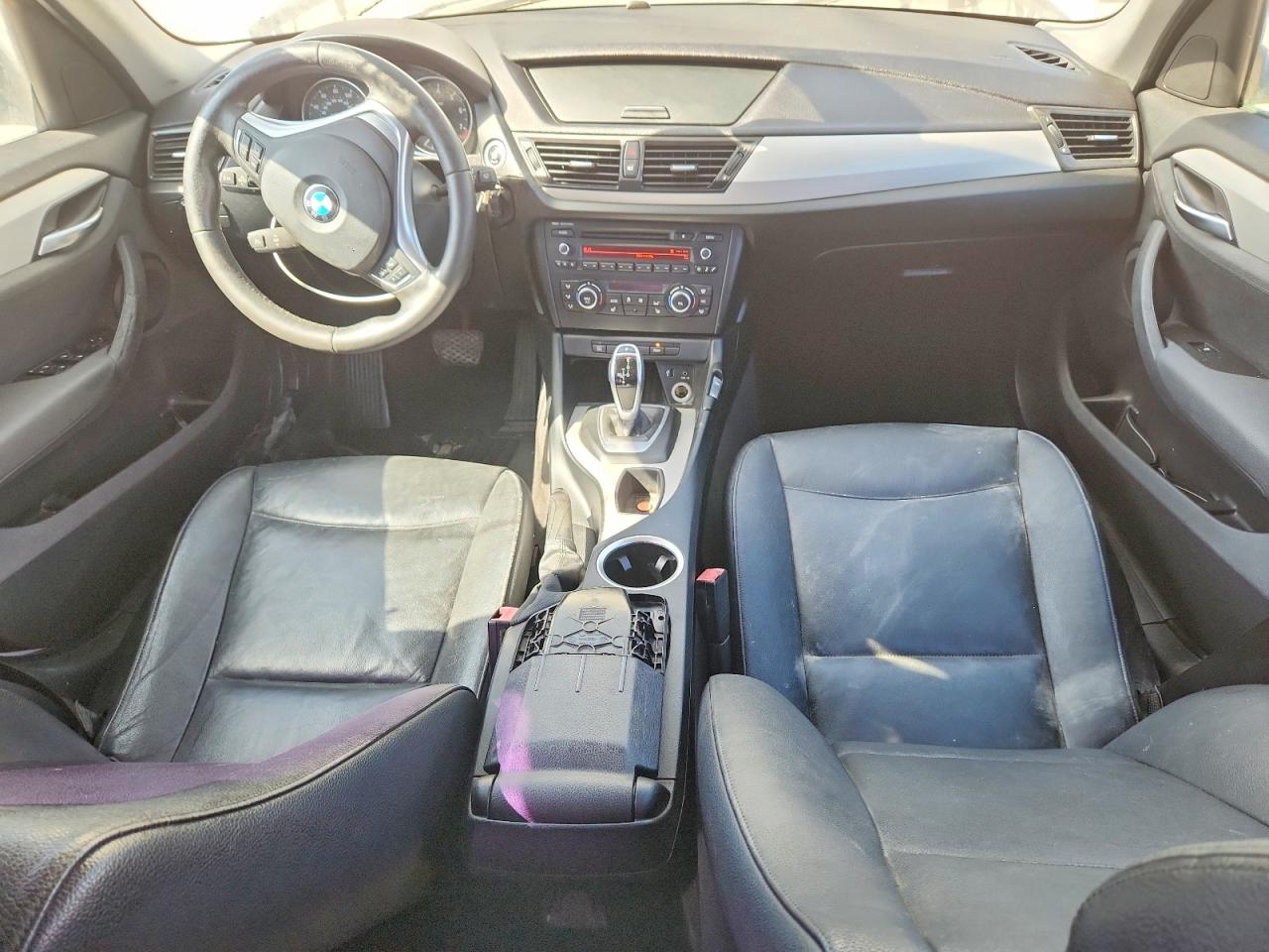 2015 Bmw X1 Sdrive28i White vin: WBAVM1C5XFVW57386