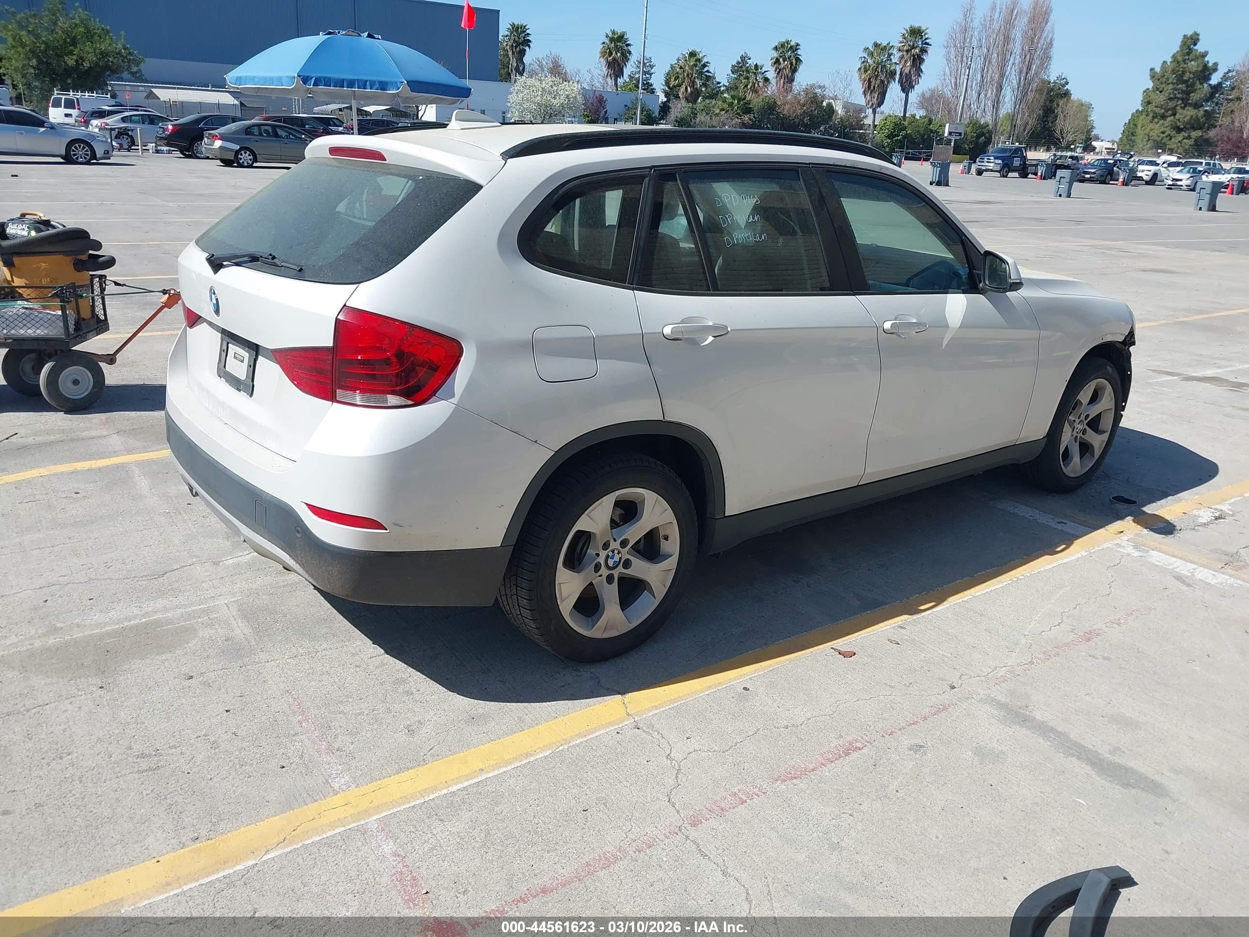 2015 Bmw X1 Sdrive28i White vin: WBAVM1C5XFVZ94382