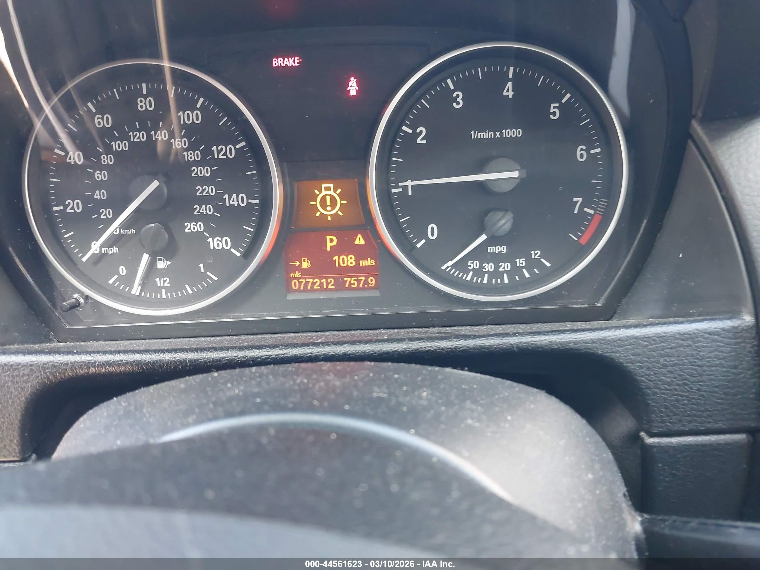 2015 Bmw X1 Sdrive28i White vin: WBAVM1C5XFVZ94382
