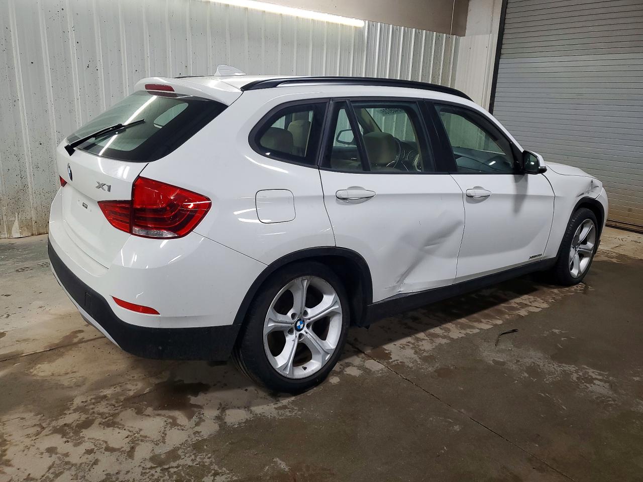 2013 Bmw X1 Xdrive35i White vin: WBAVM5C50DVV90477
