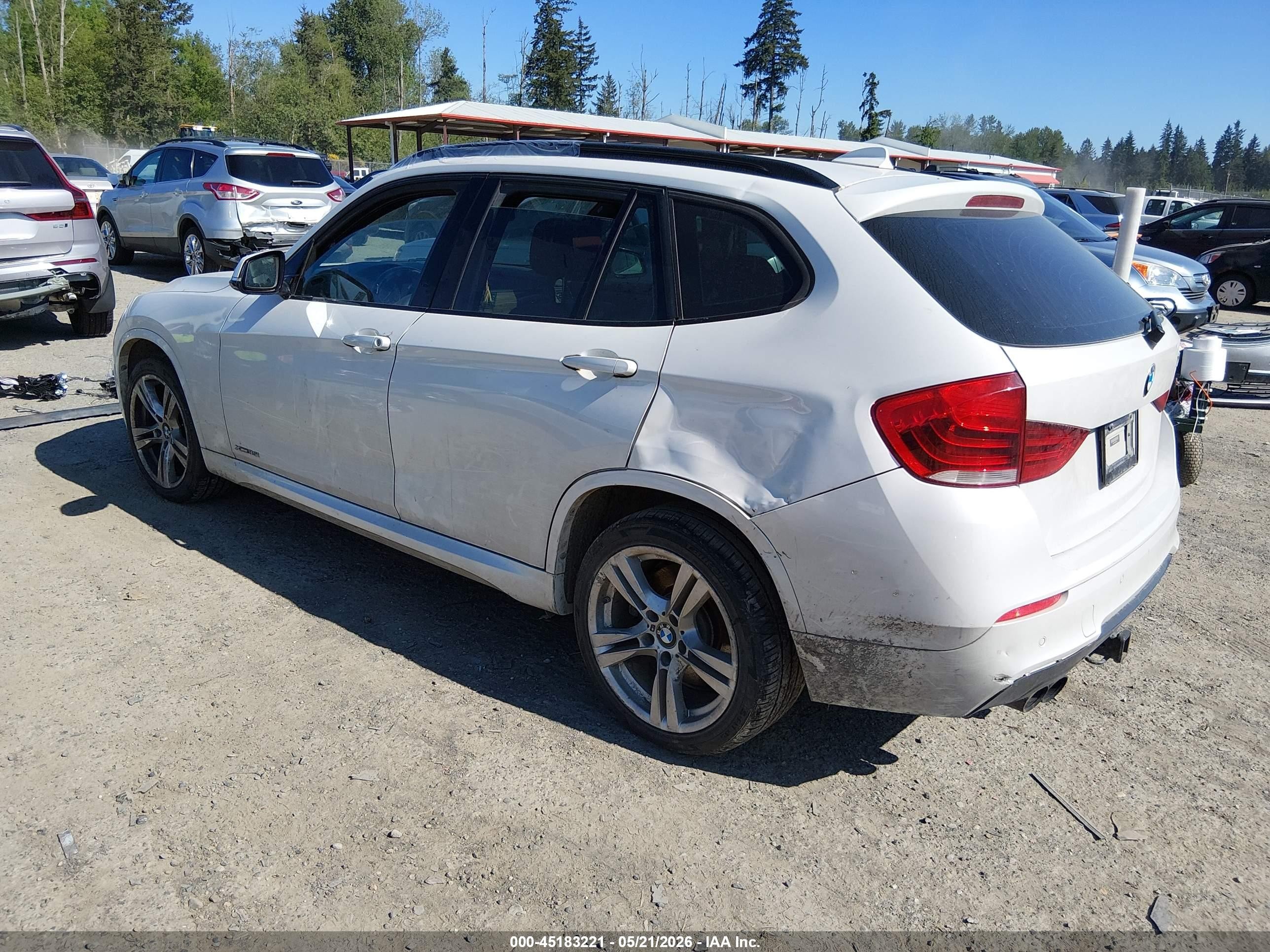 2013 Bmw X1 Xdrive35i White vin: WBAVM5C52DVV89671