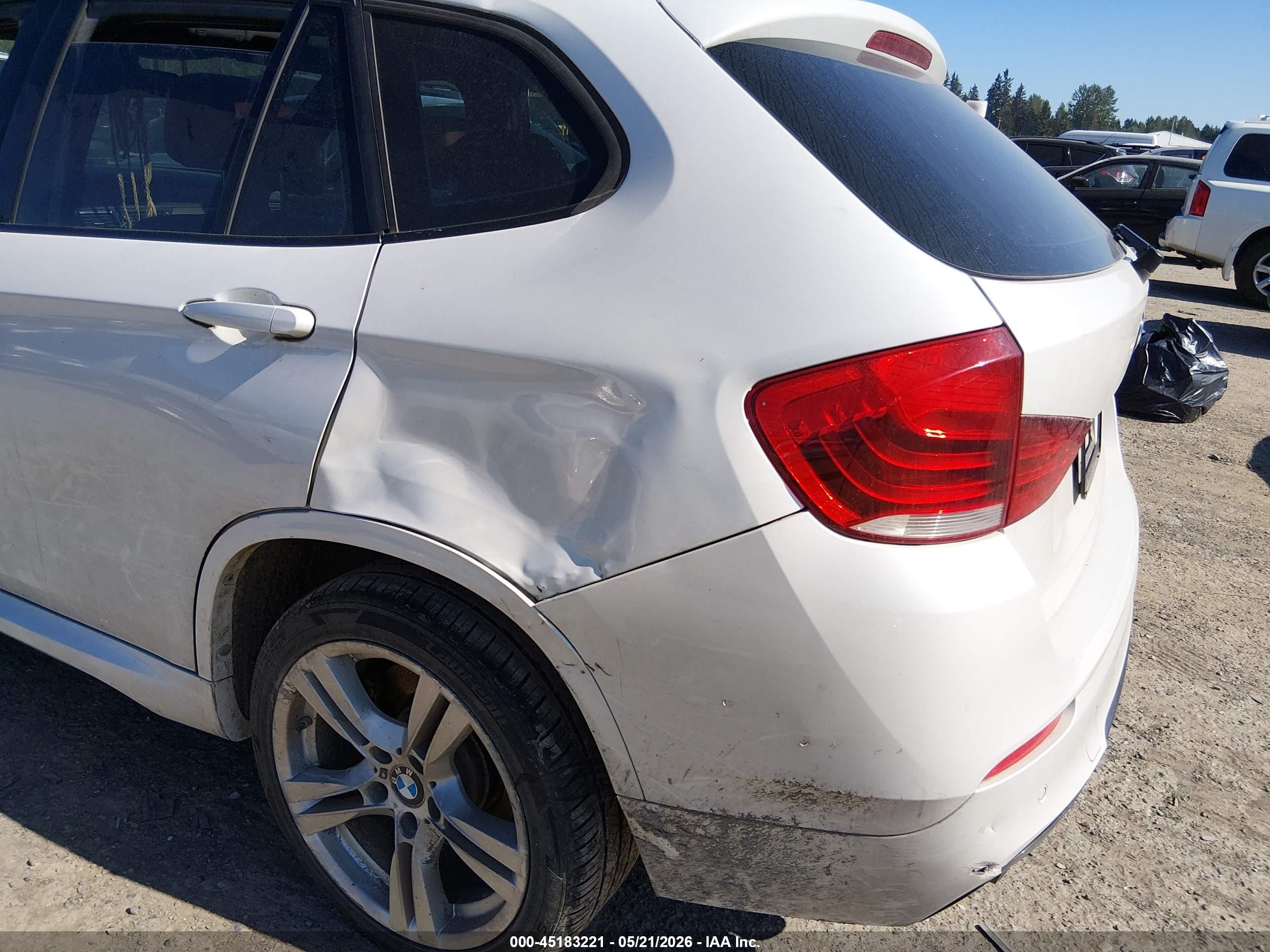 2013 Bmw X1 Xdrive35i White vin: WBAVM5C52DVV89671