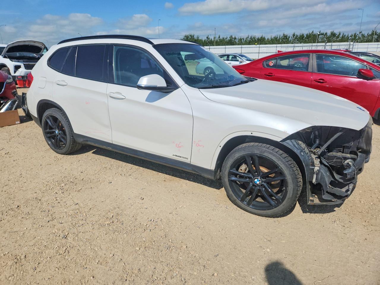 2014 Bmw X1 Xdrive35i Белый vin: WBAVM5C52EVV91230