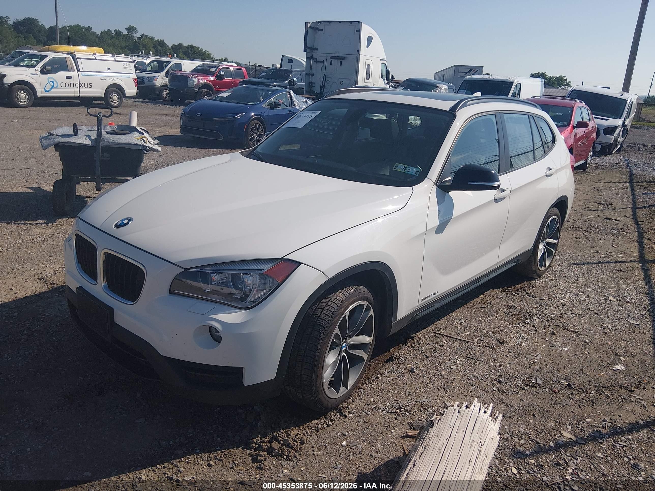 2014 Bmw X1 Xdrive35i White vin: WBAVM5C52EVV92734