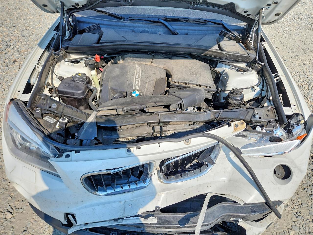2014 Bmw X1 Xdrive35i White vin: WBAVM5C53EVV93164
