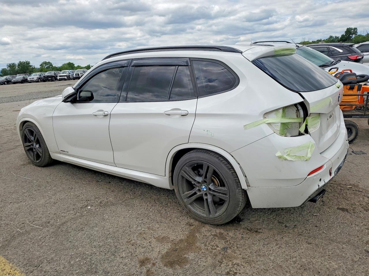2015 Bmw X1 Xdrive35i White vin: WBAVM5C53FVV94431