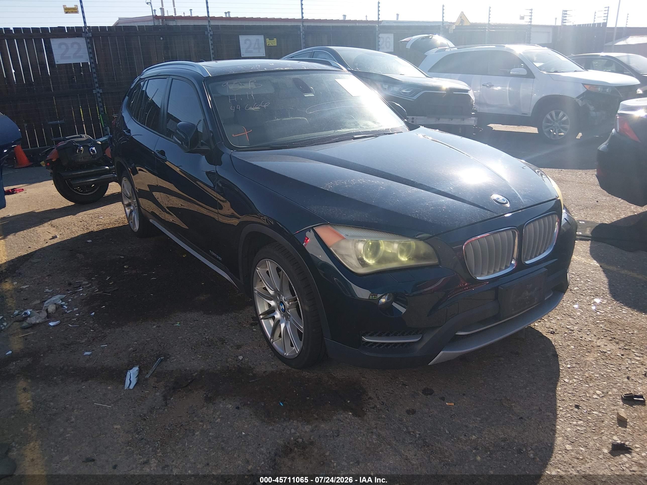 2013 Bmw X1 Xdrive35i Blue vin: WBAVM5C54DVV90336