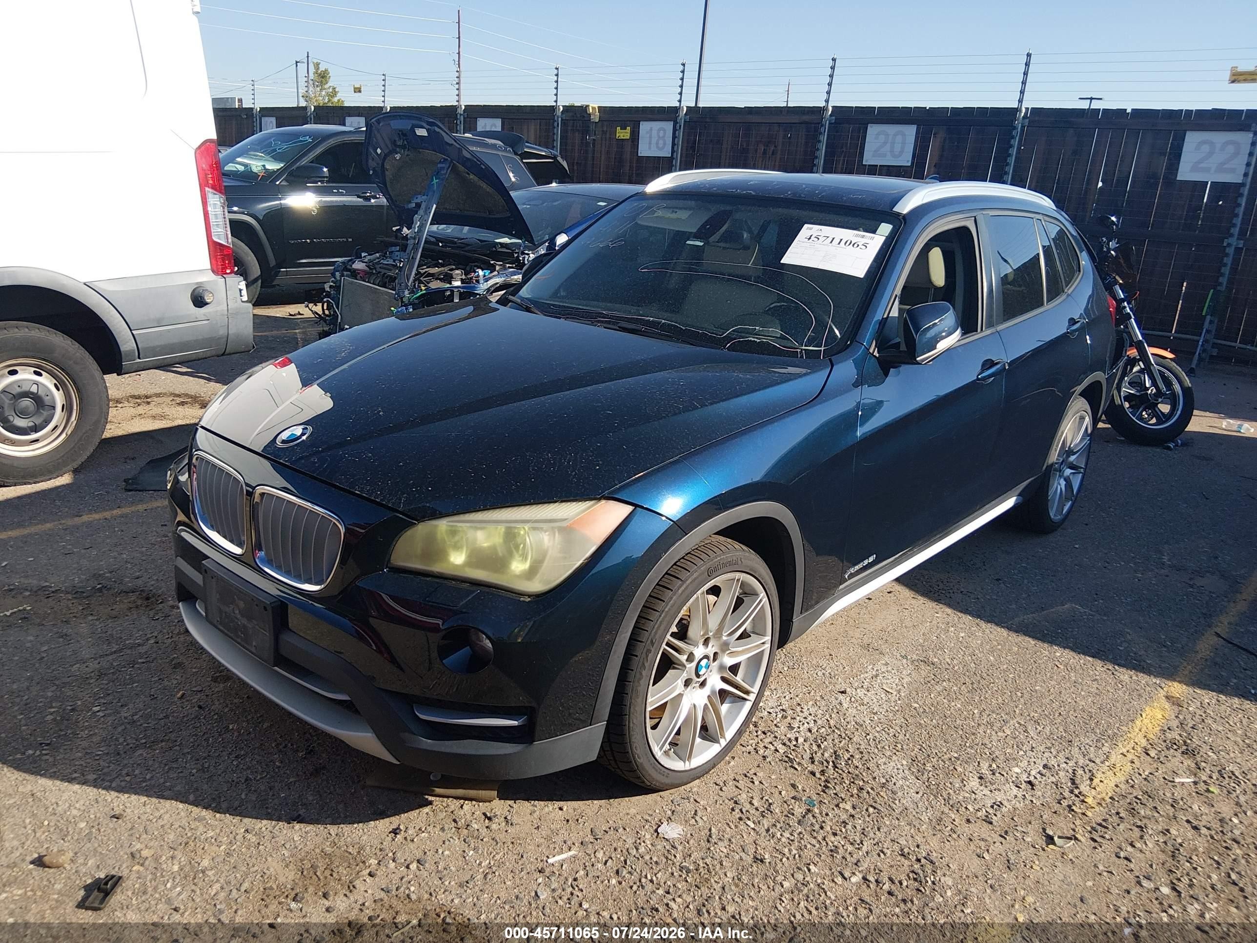 2013 Bmw X1 Xdrive35i Blue vin: WBAVM5C54DVV90336