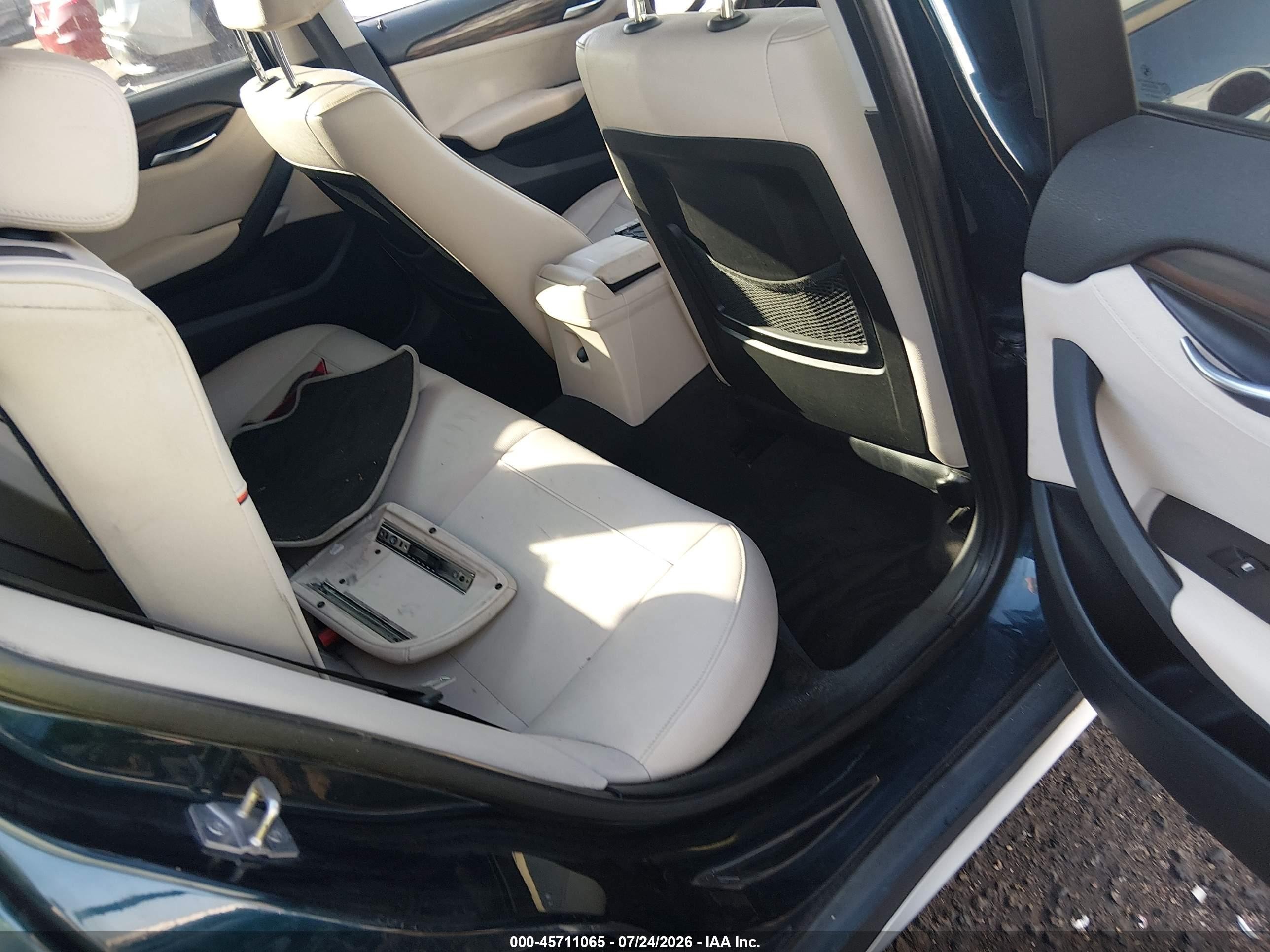 2013 Bmw X1 Xdrive35i Blue vin: WBAVM5C54DVV90336