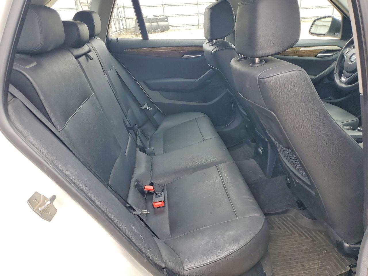 2015 Bmw X1 Xdrive35i White vin: WBAVM5C54FVV94700
