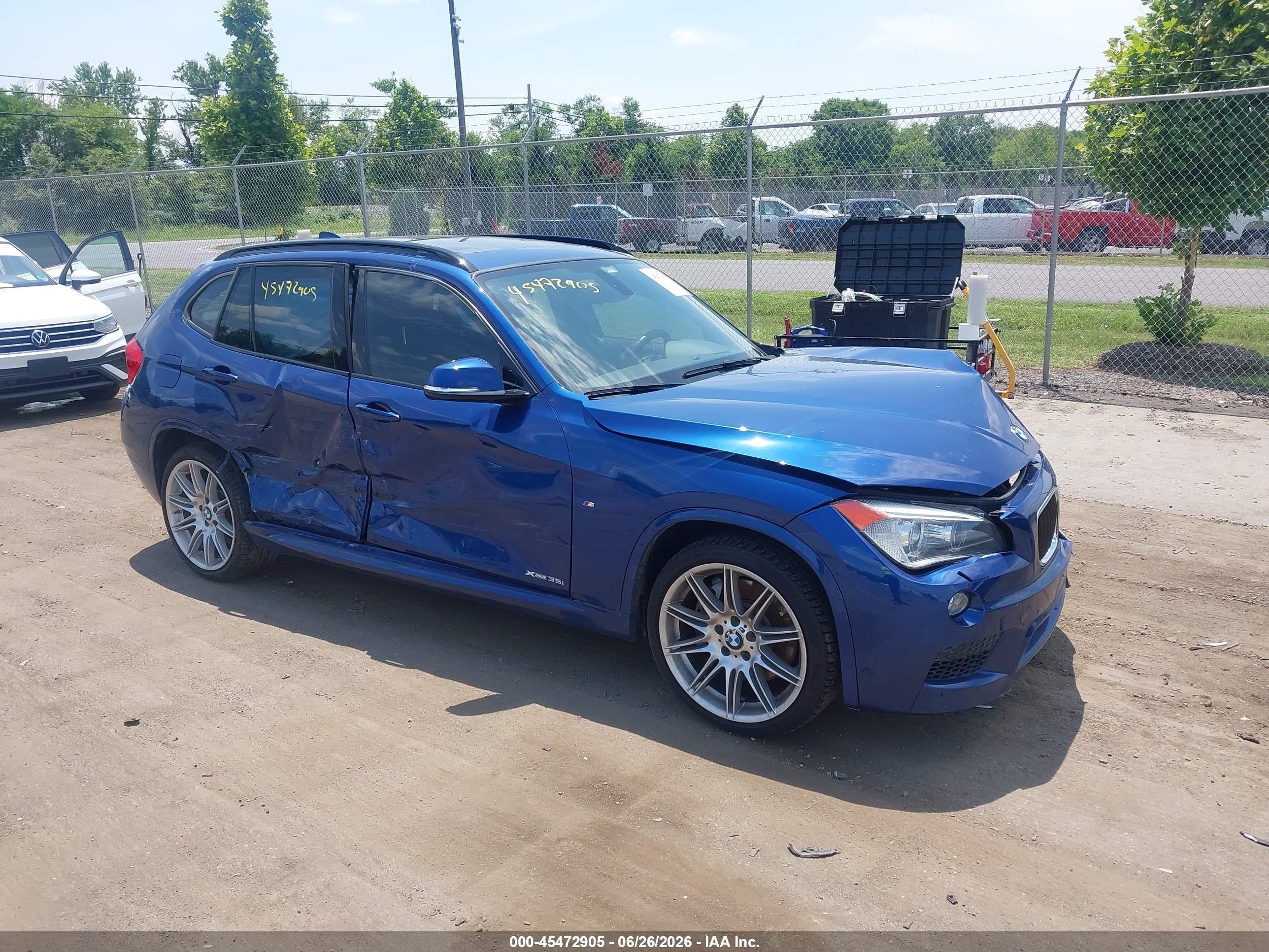 2014 Bmw X1 Xdrive35i Синий vin: WBAVM5C57EVV93068