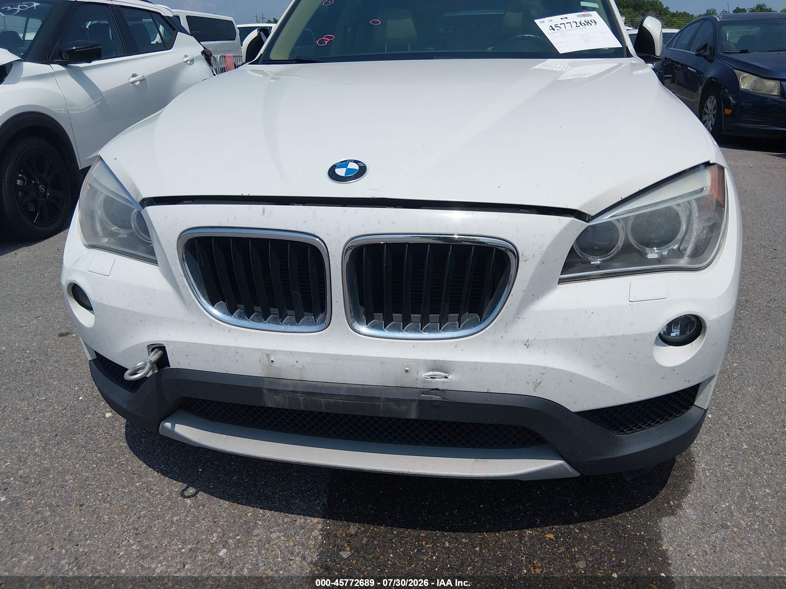 2014 Bmw X1 Xdrive35i White vin: WBAVM5C5XEVV93162