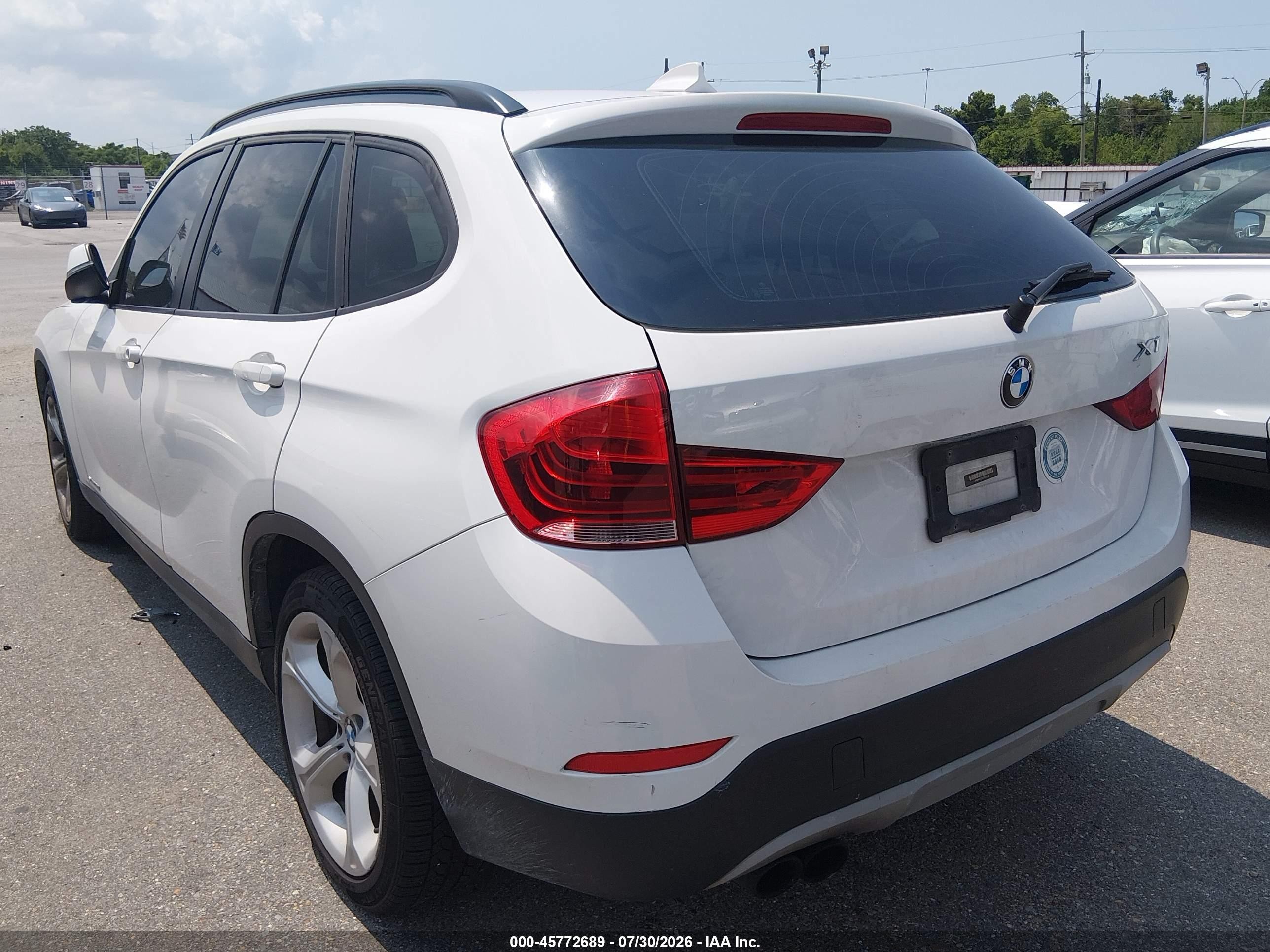 2014 Bmw X1 Xdrive35i White vin: WBAVM5C5XEVV93162