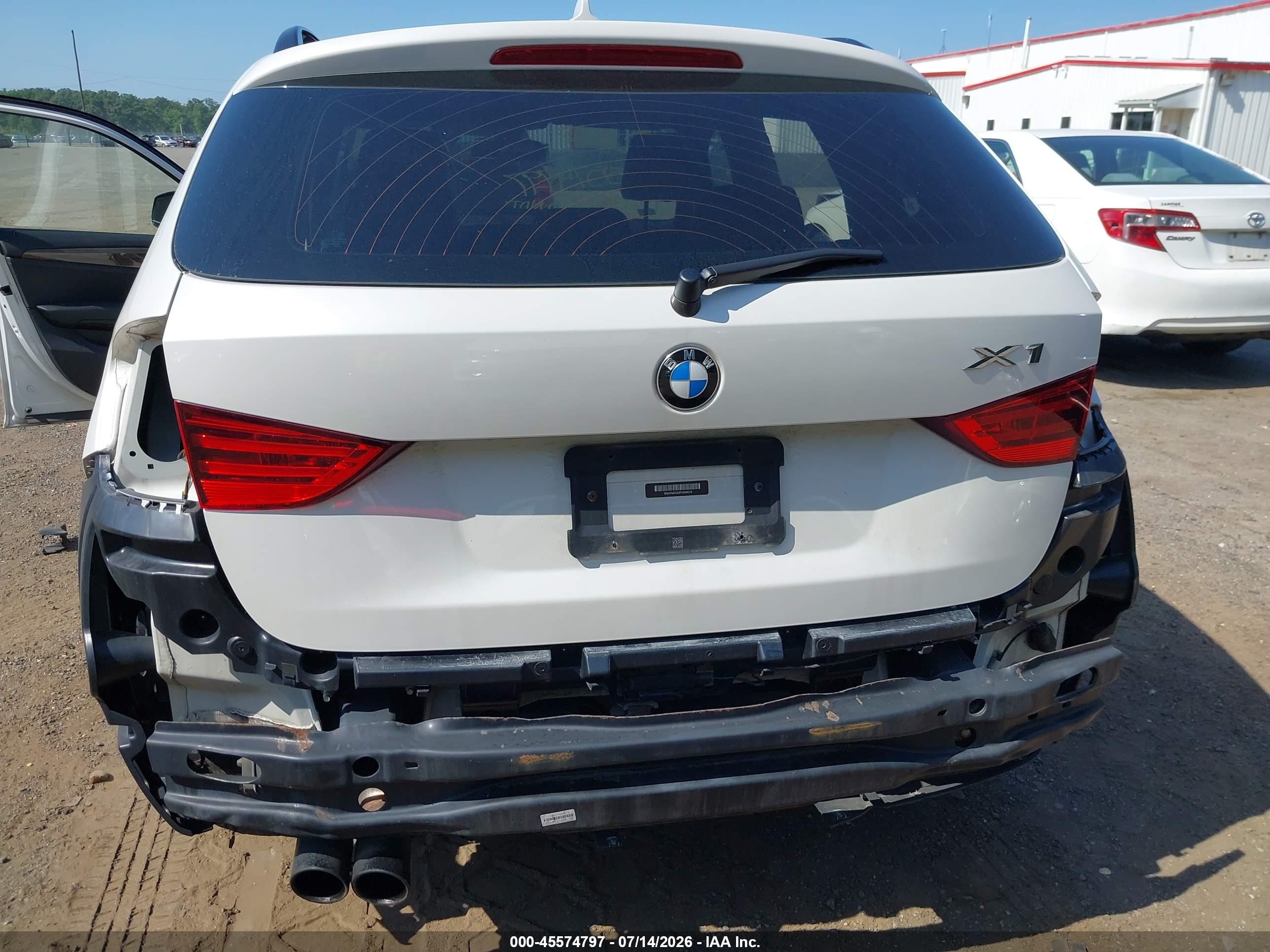 2015 Bmw X1 Xdrive35i White vin: WBAVM5C5XFVV94619