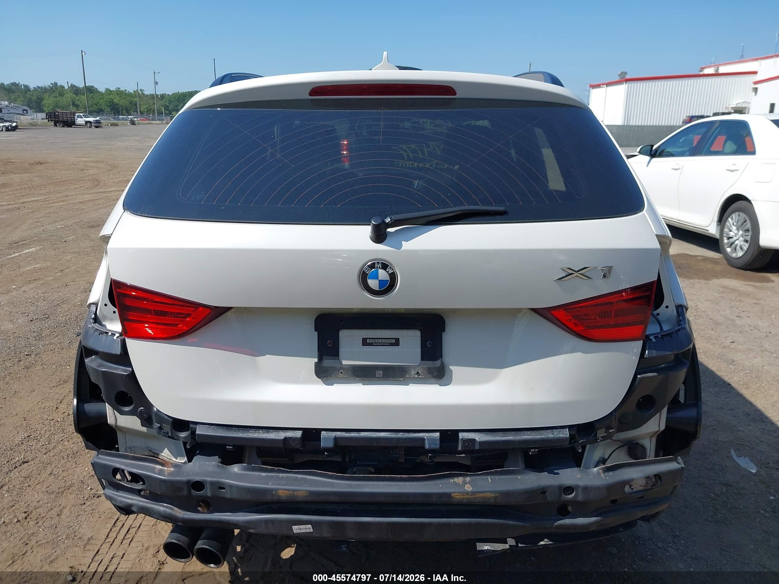2015 Bmw X1 Xdrive35i White vin: WBAVM5C5XFVV94619