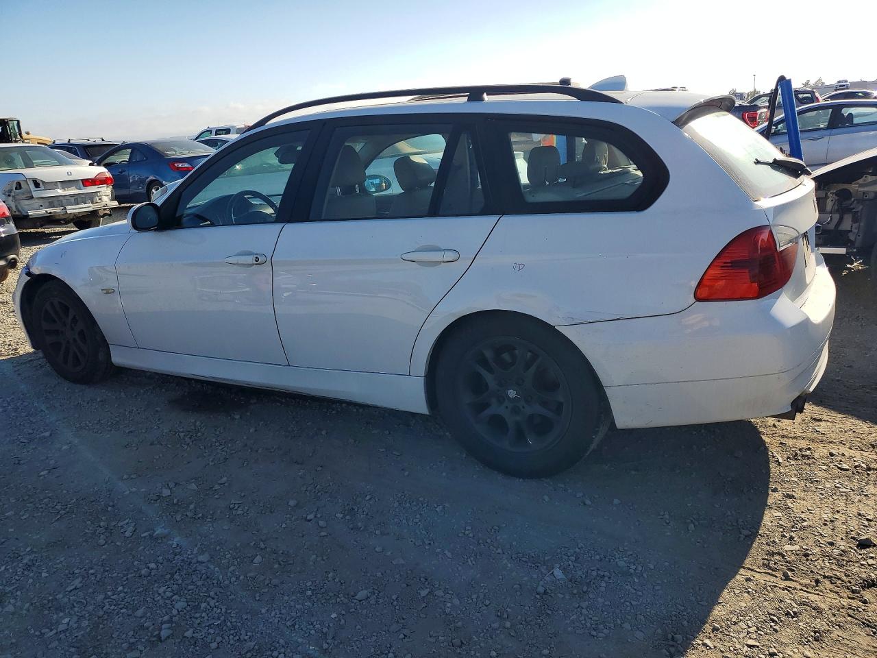 2007 Bmw 328 It White vin: WBAVS13557FX15132
