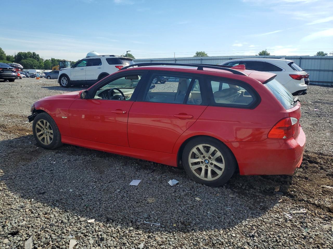 2006 Bmw 325 Xit Red vin: WBAVT13506KW22151