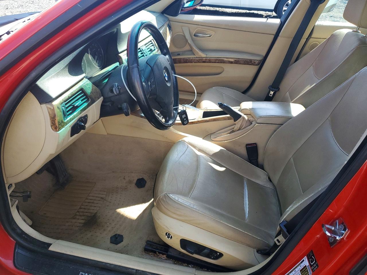 2006 Bmw 325 Xit Red vin: WBAVT13506KW22151