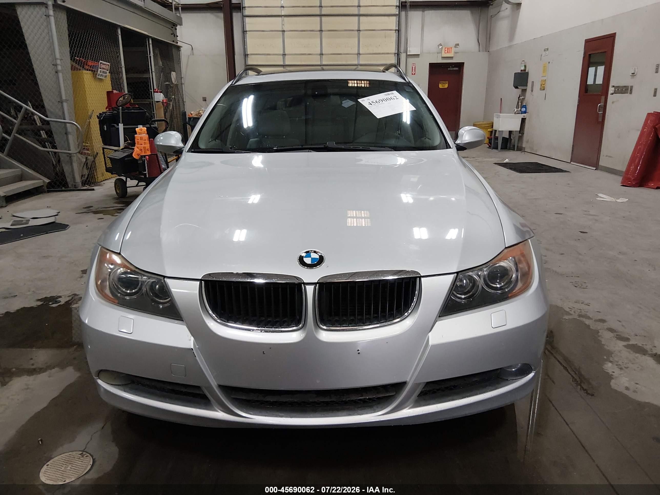 2007 Bmw 328xi Silver vin: WBAVT73517FZ36050