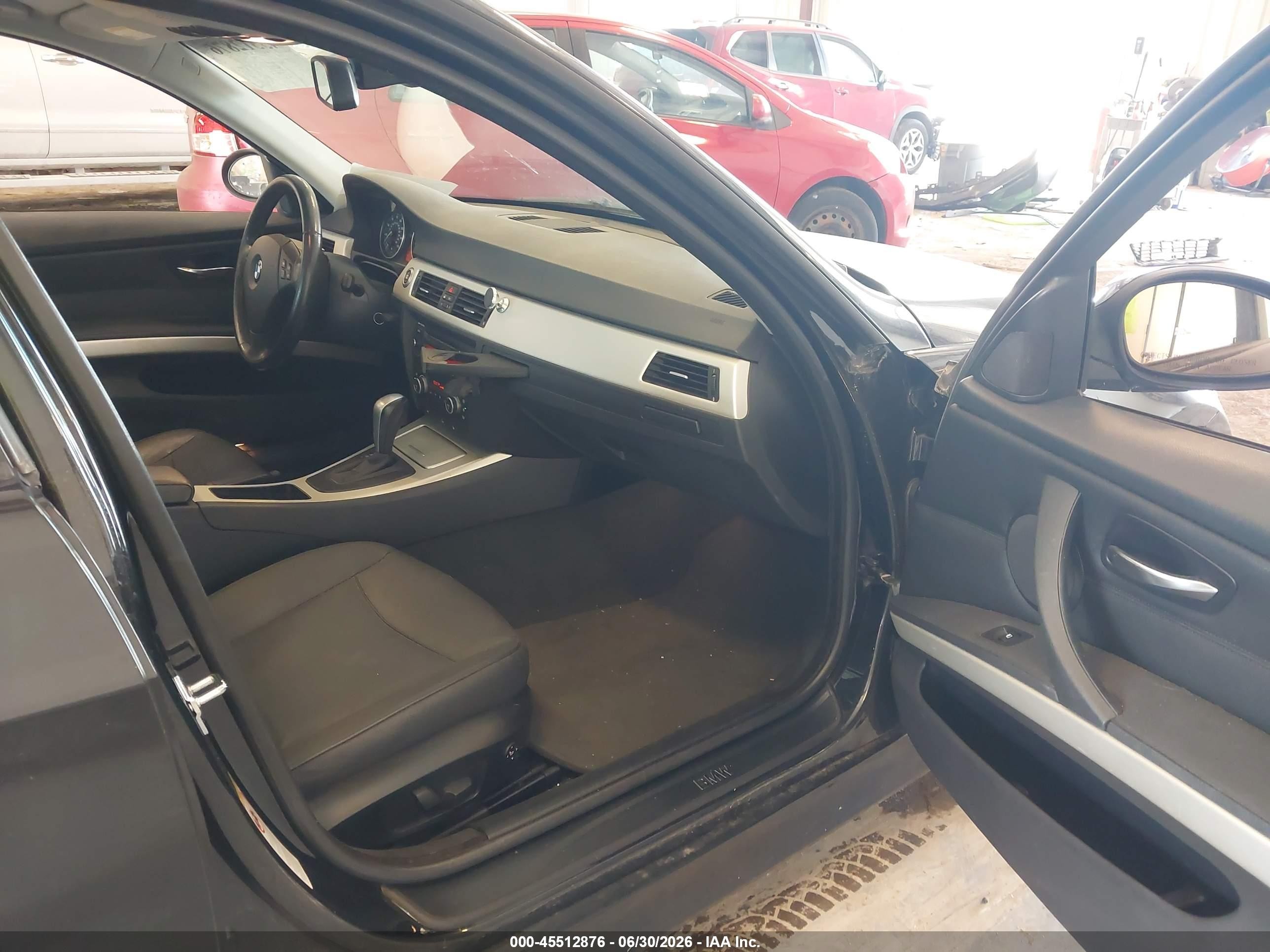 2008 Bmw 328xi   Черный vin: WBAVT73578FZ37480