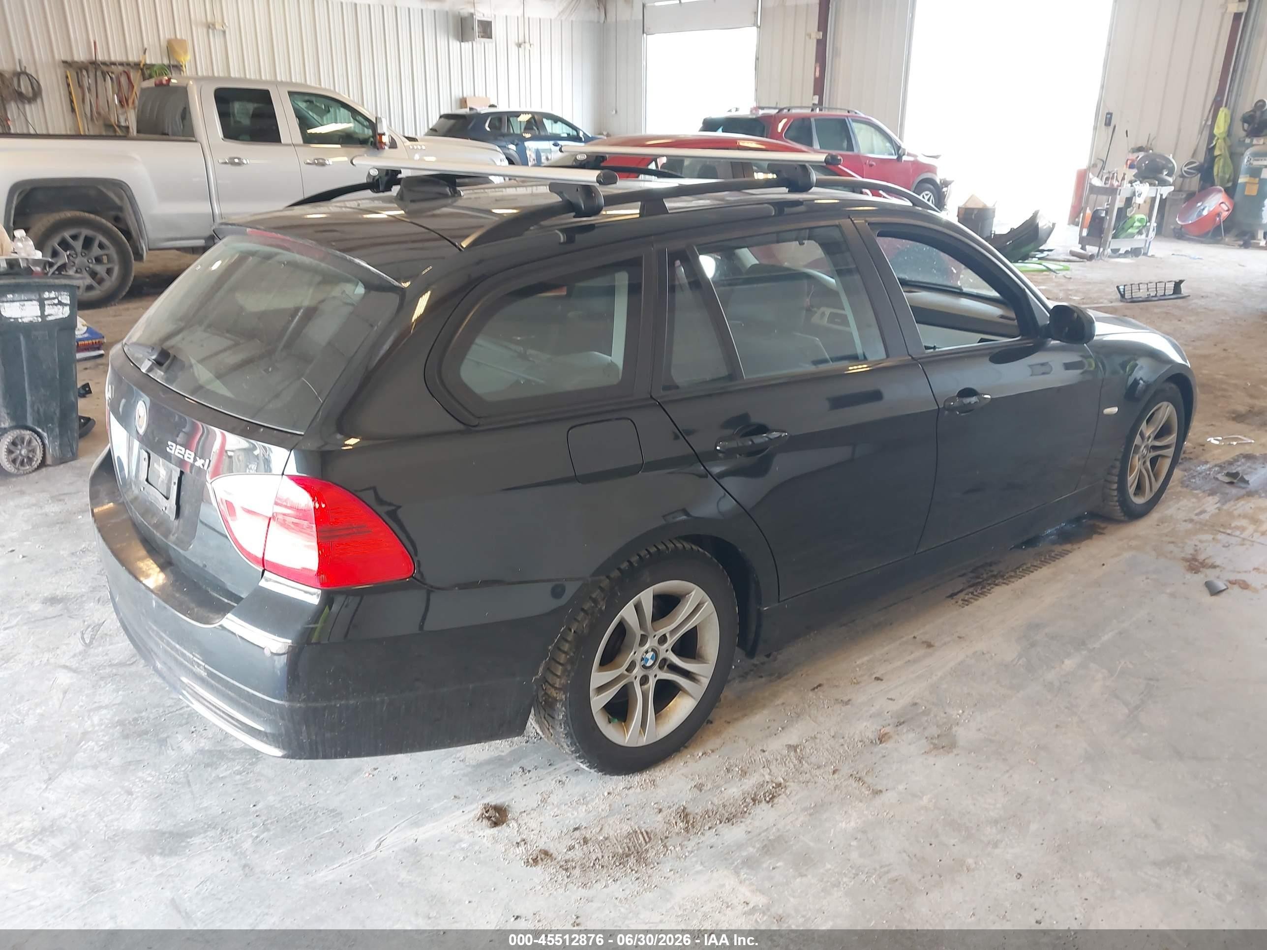2008 Bmw 328xi   Черный vin: WBAVT73578FZ37480