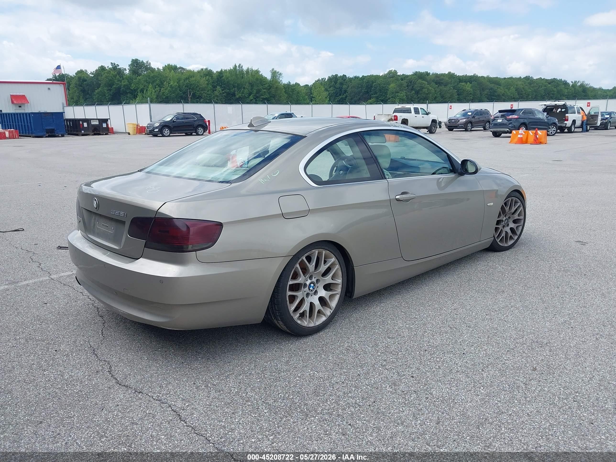 2007 Bmw 328i   Gray vin: WBAWB33527P130065