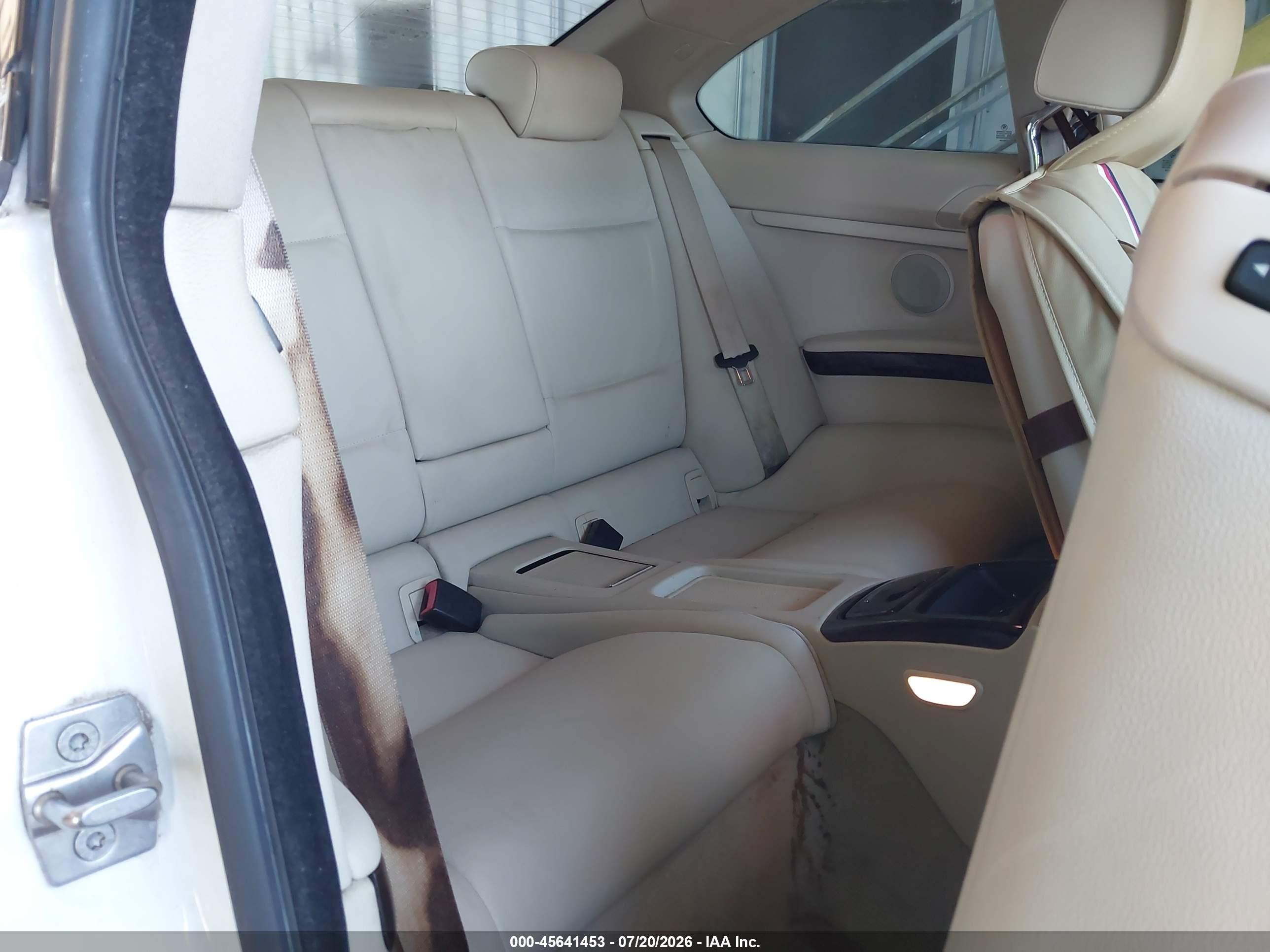 2009 Bmw 328i   White vin: WBAWB33539P138565
