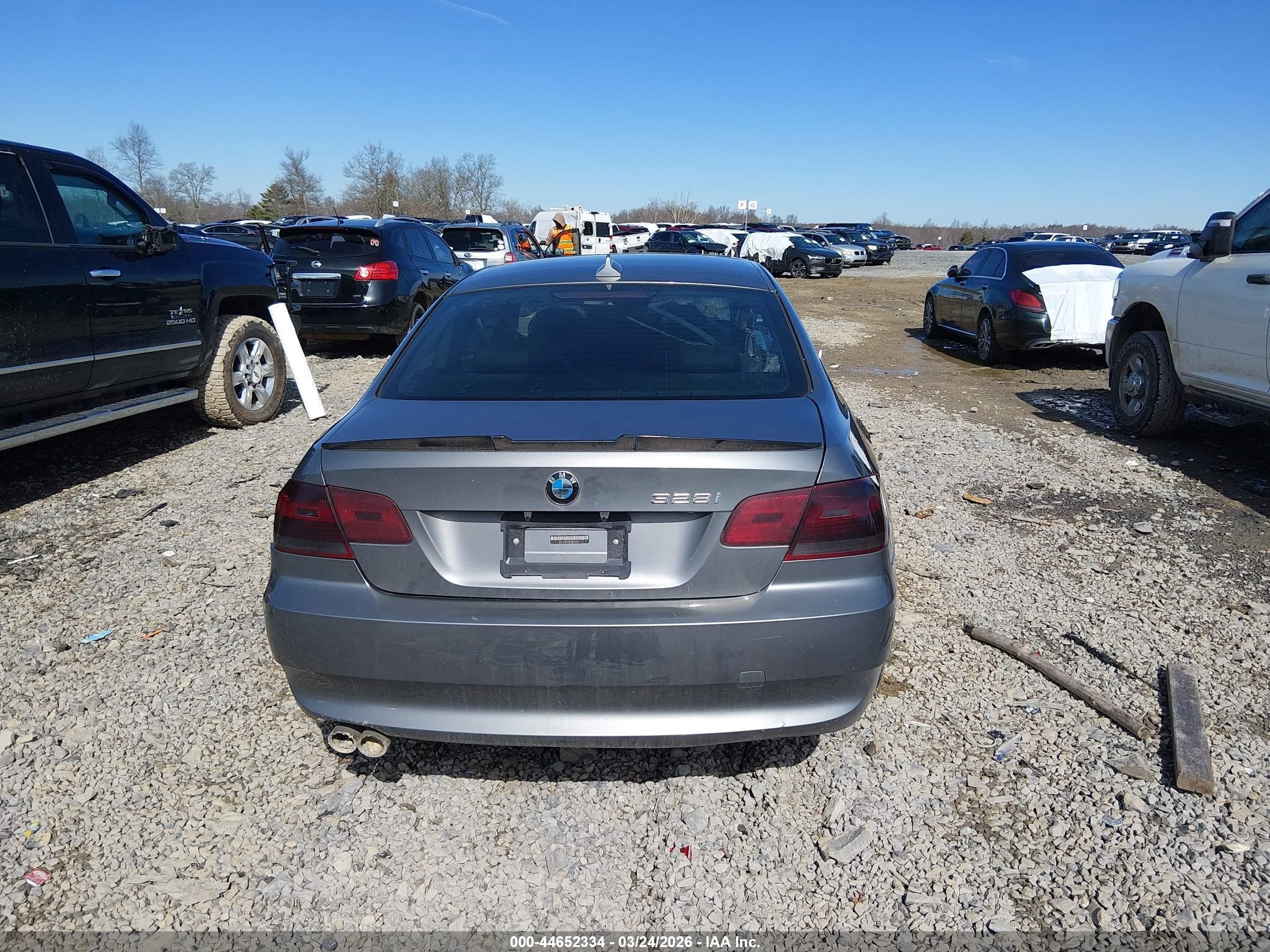 2008 Bmw 328i   Silver vin: WBAWB33588PU89227