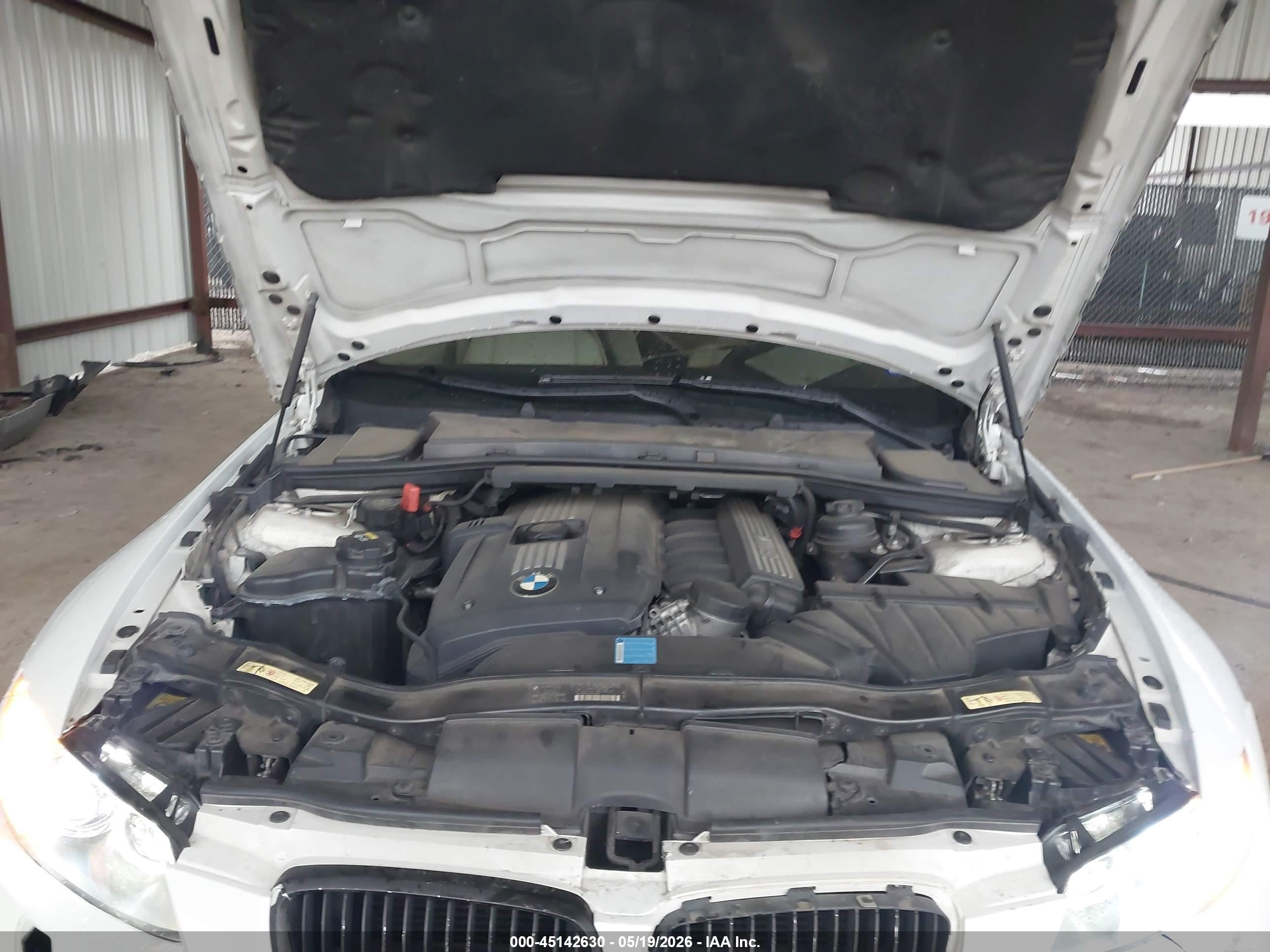 2007 Bmw 328i   White vin: WBAWB33597PV74009