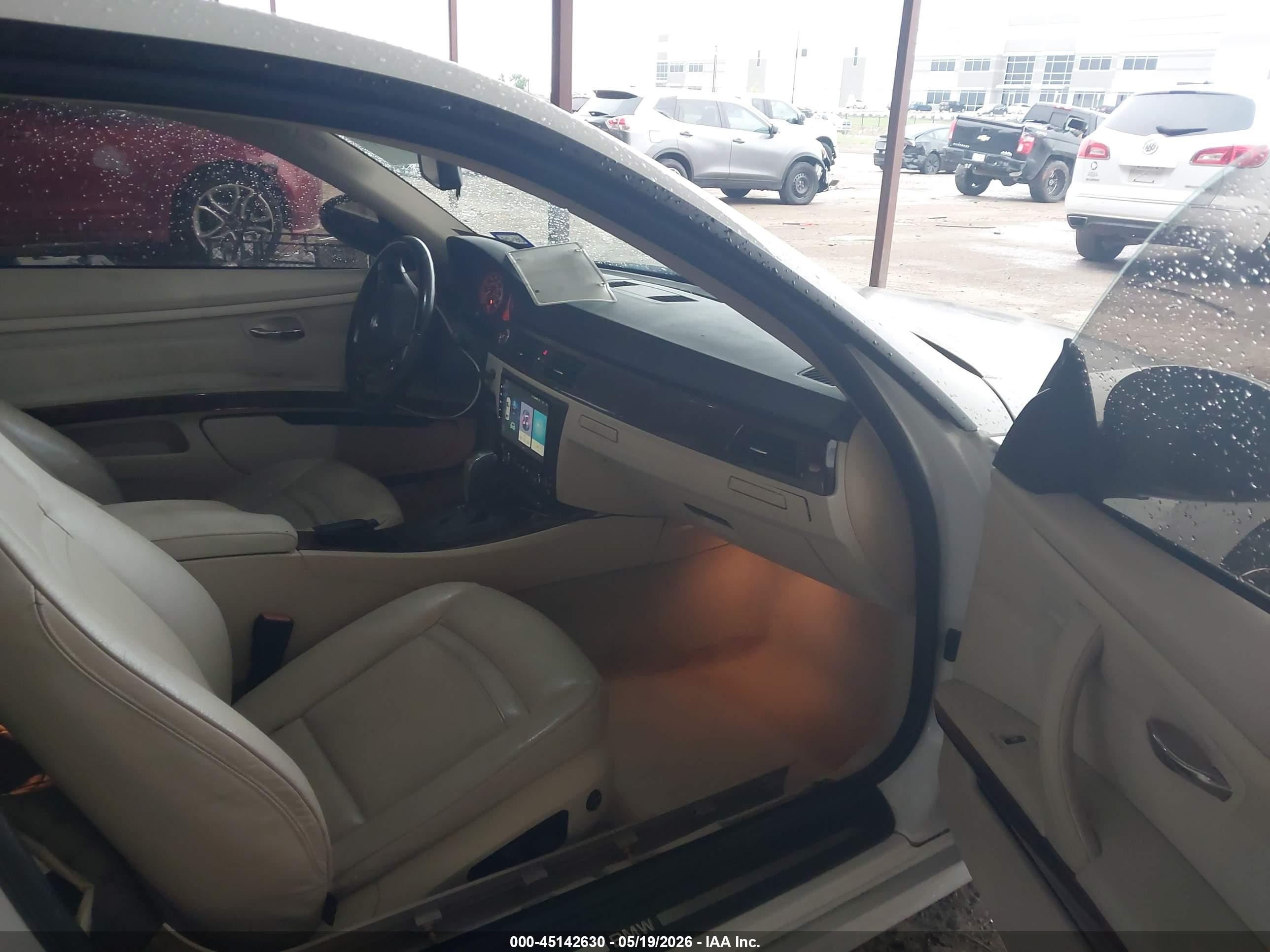 2007 Bmw 328i   White vin: WBAWB33597PV74009