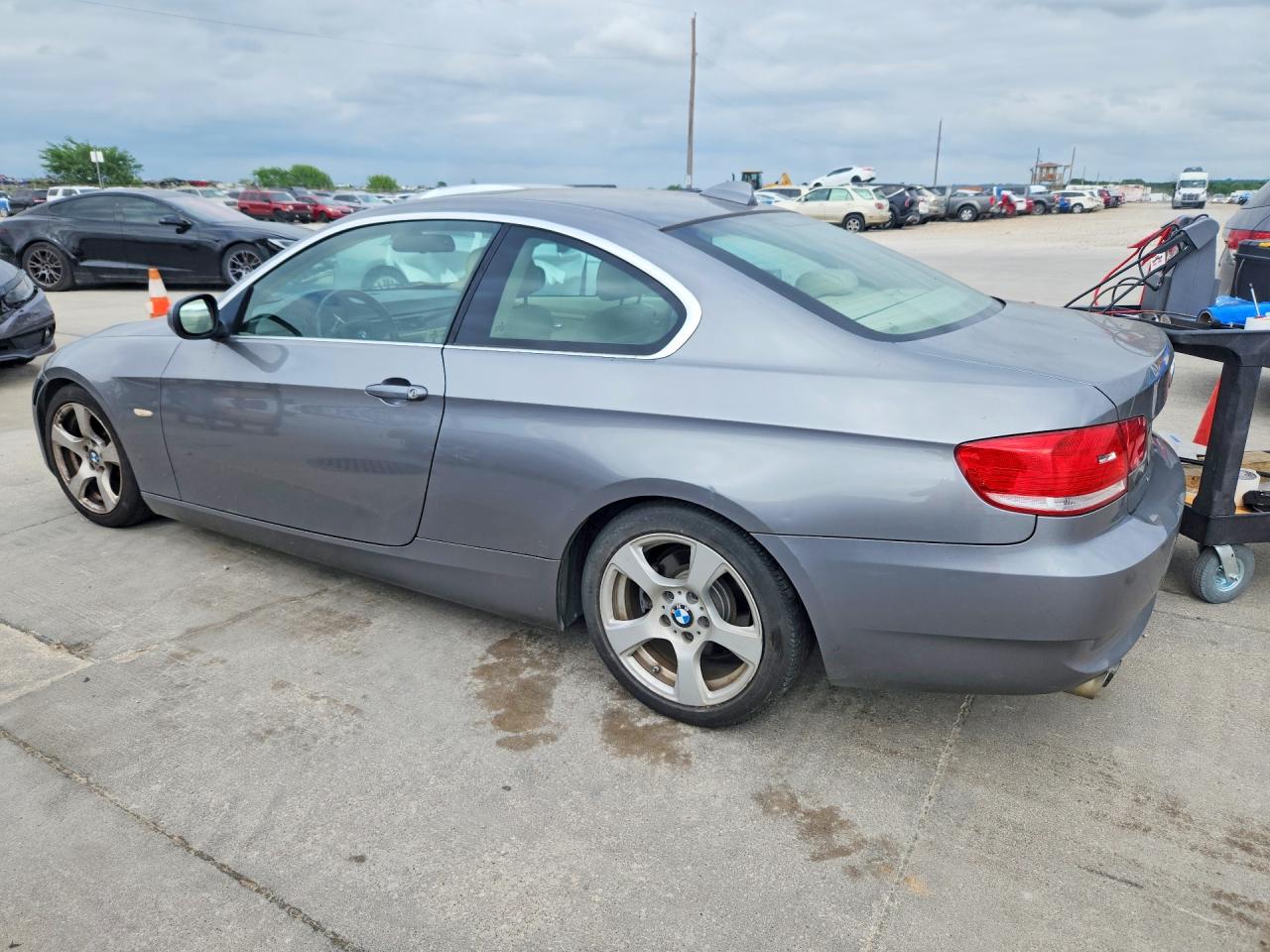 2010 Bmw 328 I Серый vin: WBAWB3C50AP139810