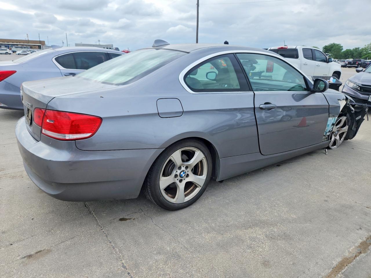 2010 Bmw 328 I Серый vin: WBAWB3C50AP139810