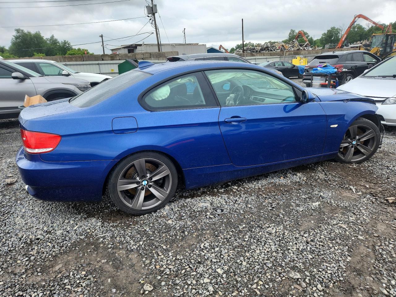 2009 Bmw 335 I Blue vin: WBAWB73509P158652