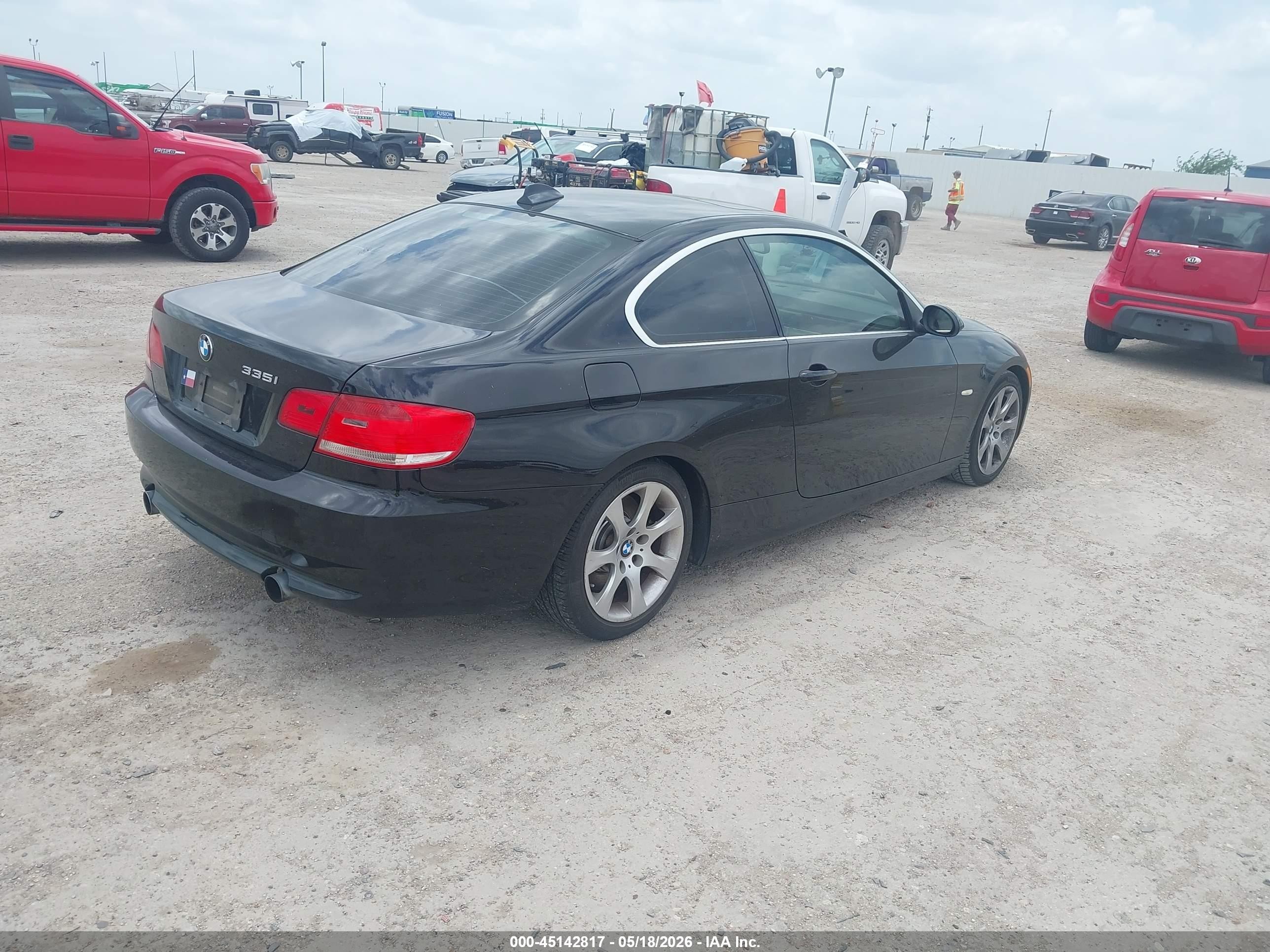 2007 Bmw 335i   Black vin: WBAWB73527P036131