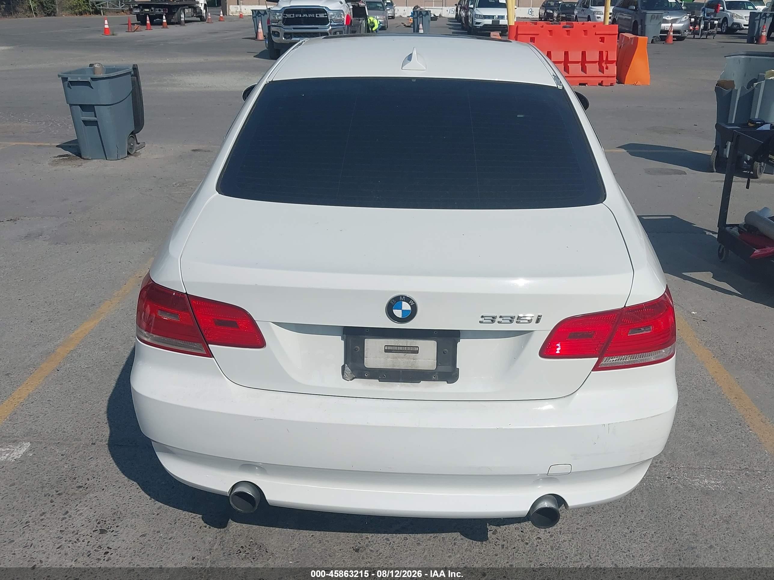 2008 Bmw 335i   White vin: WBAWB73528P039306