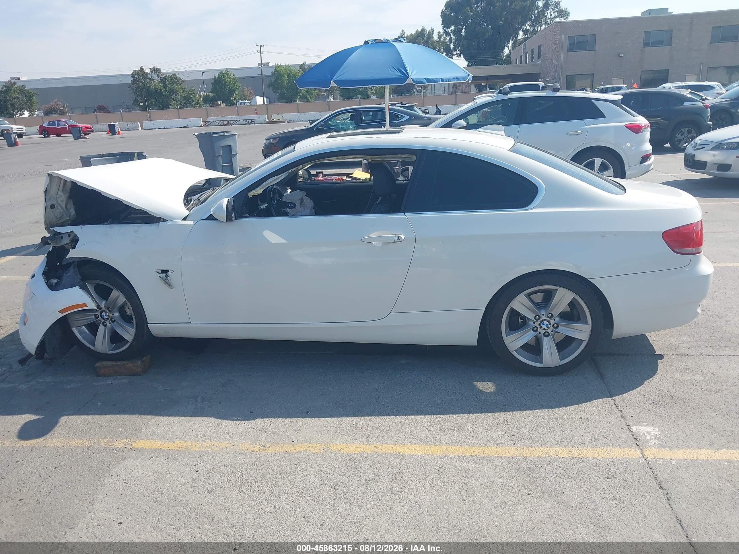 2008 Bmw 335i   White vin: WBAWB73528P039306