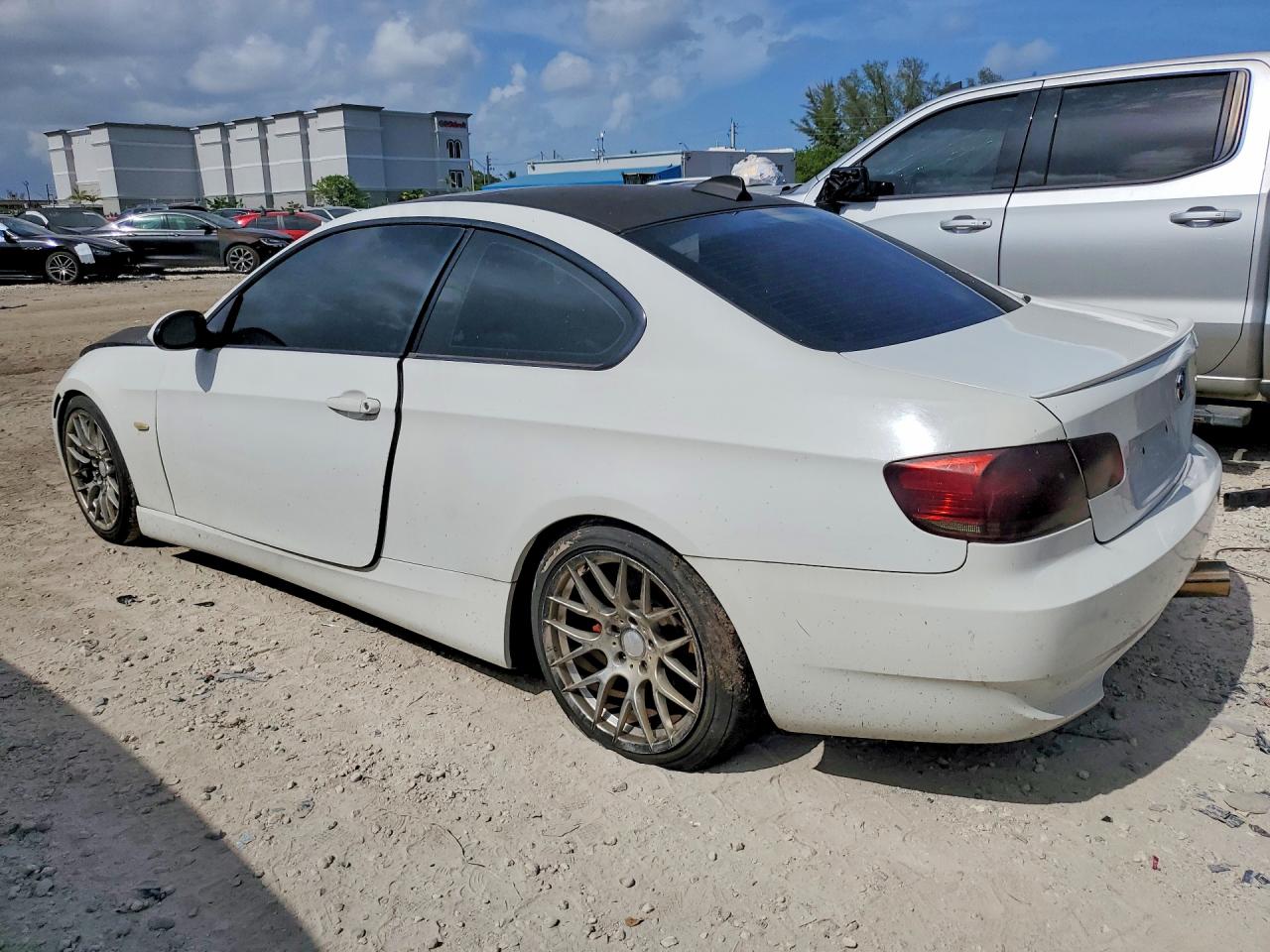 2009 Bmw 335 I Two Tone vin: WBAWB73529P044622